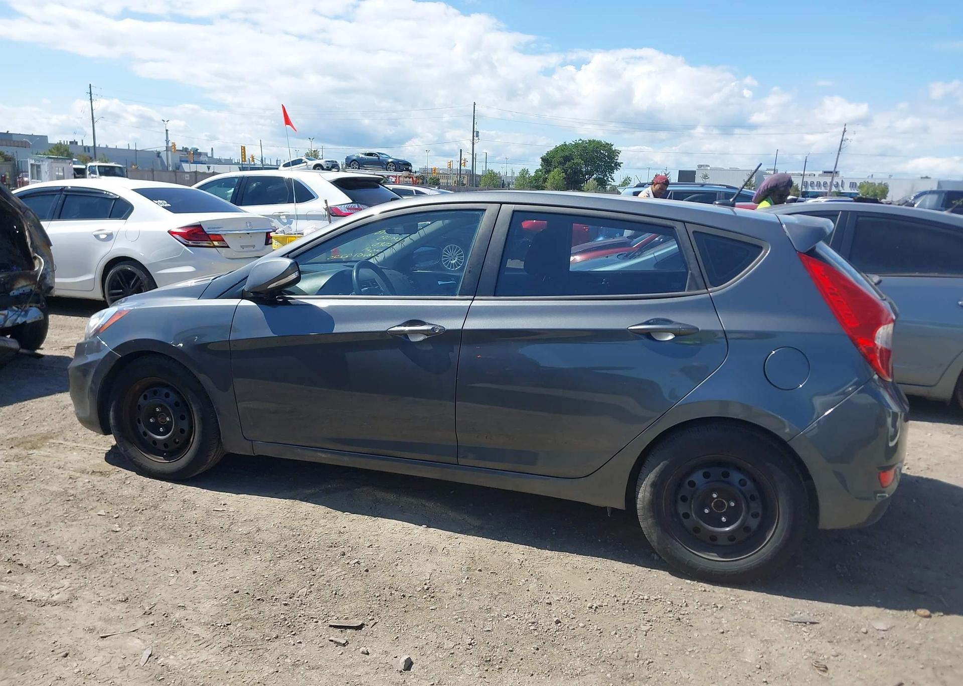2013 HYUNDAI ACCENT