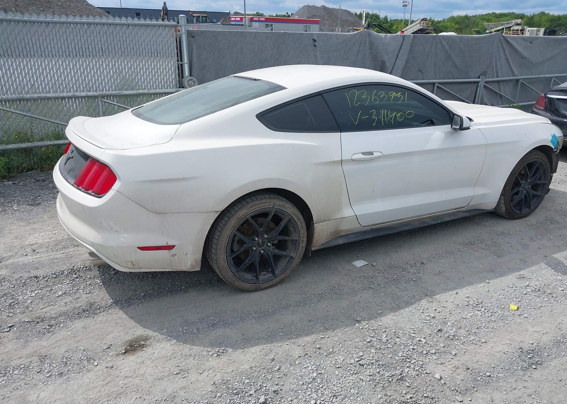 2017 FORD MUSTANG V6