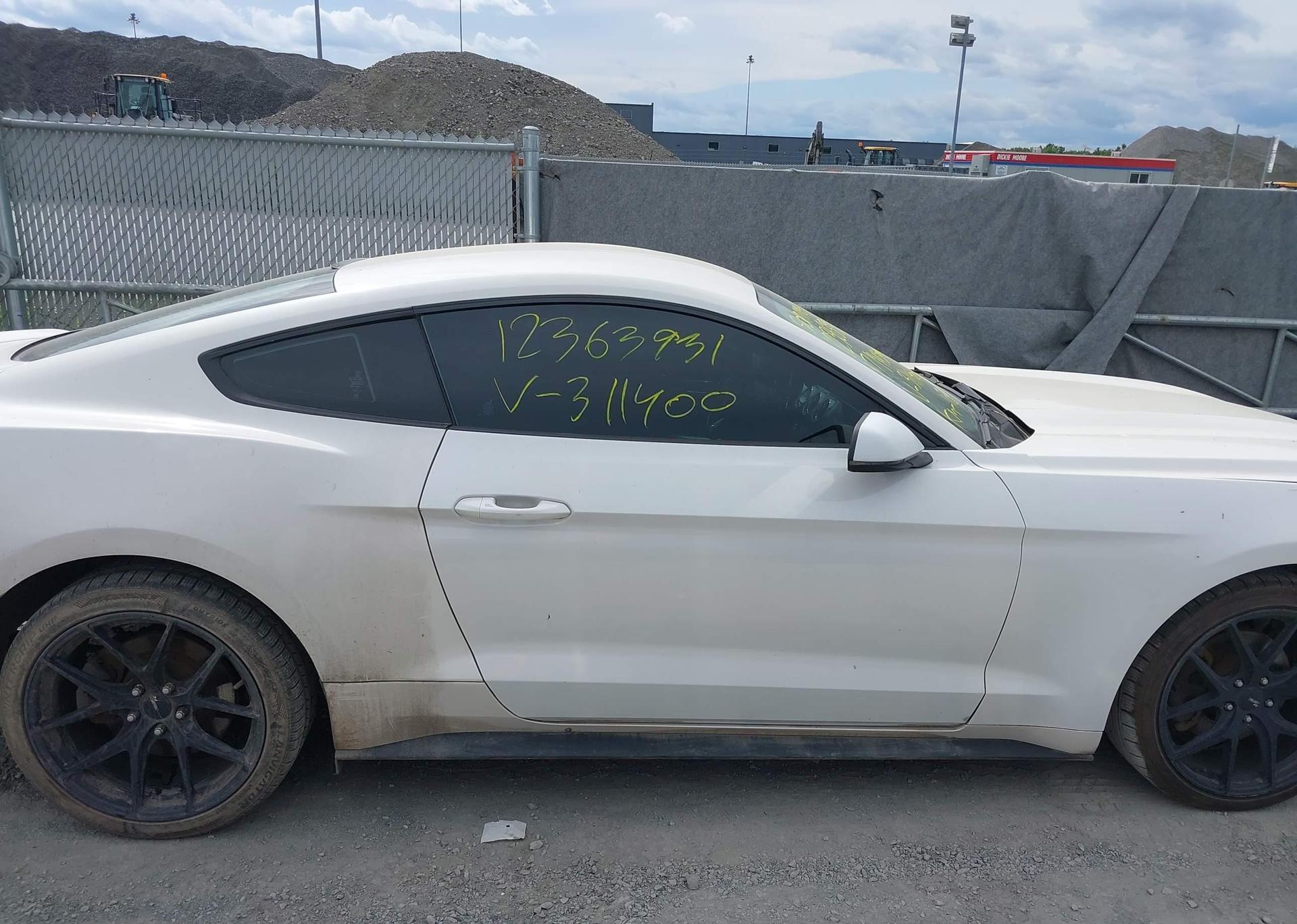 2017 FORD MUSTANG V6