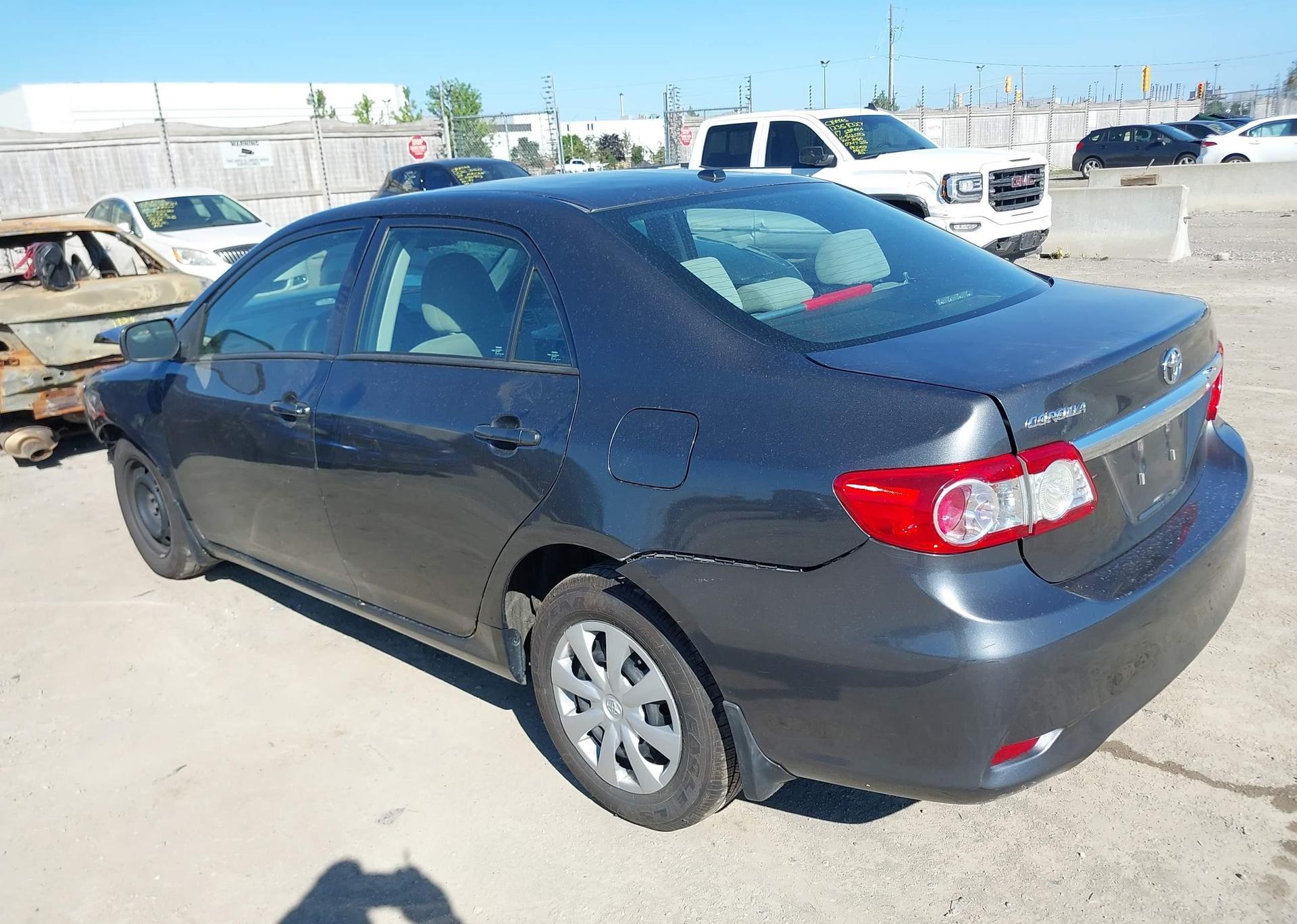 2013 TOYOTA COROLLA S