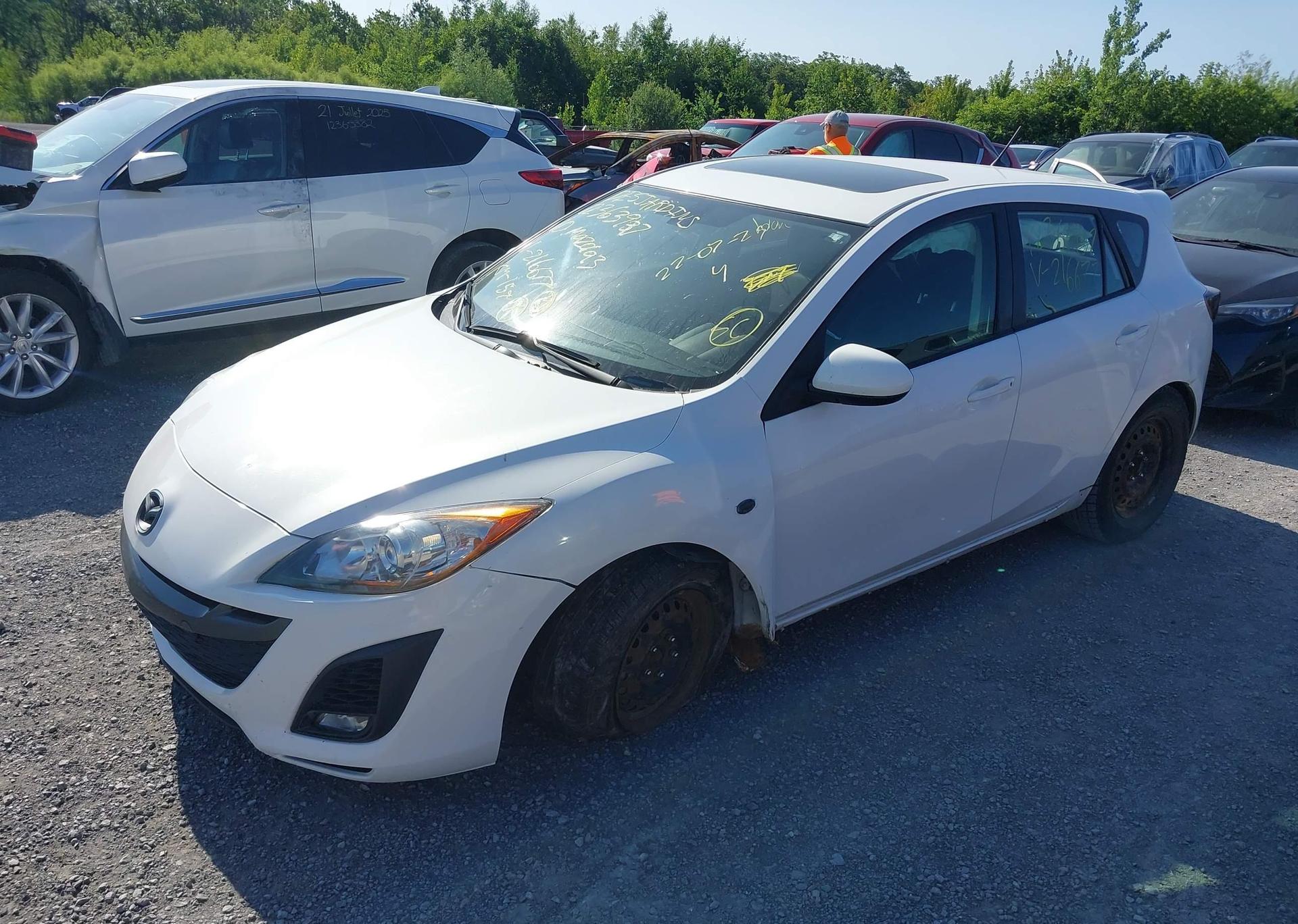 2010 MAZDA 3 S