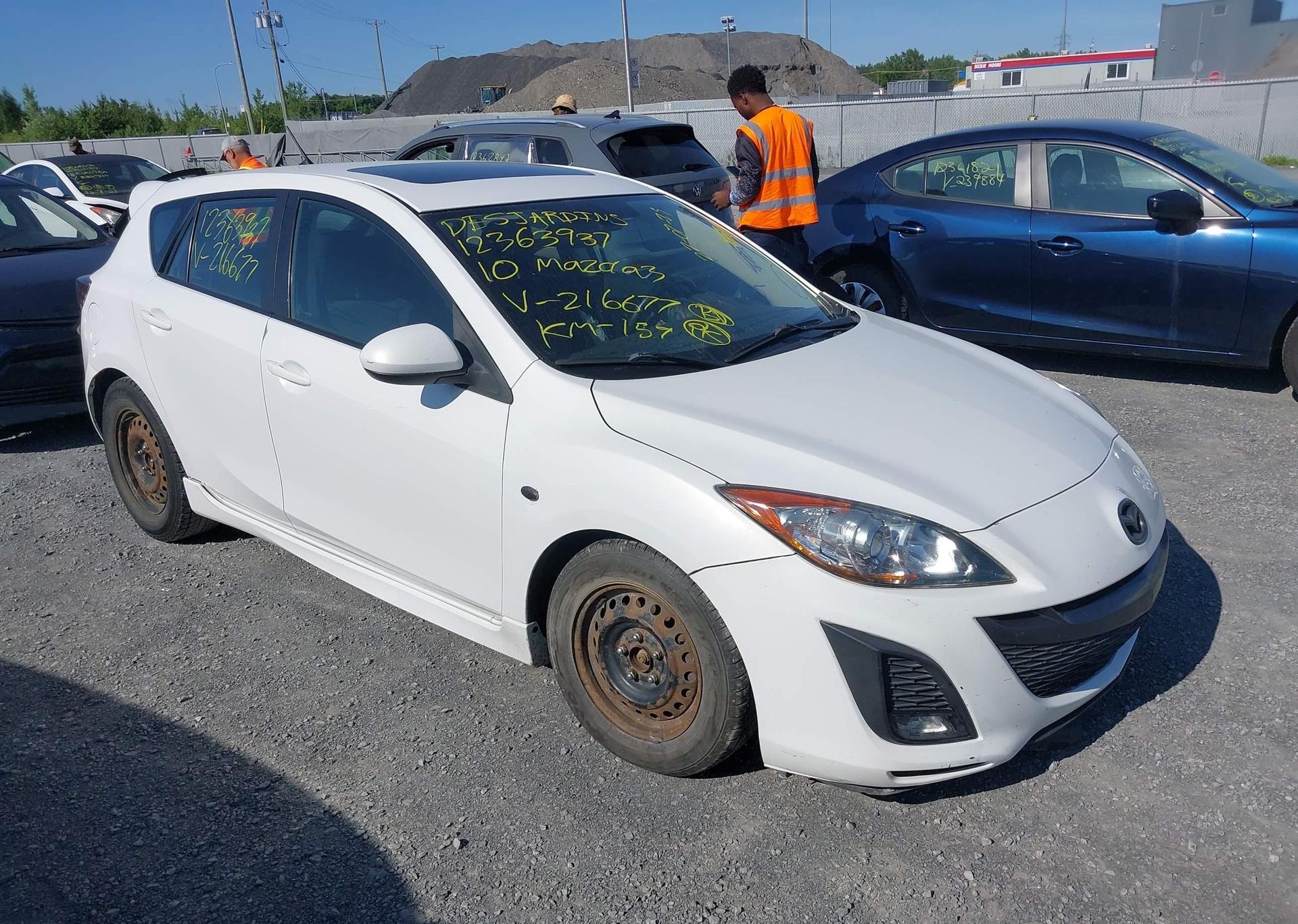 2010 MAZDA 3 S