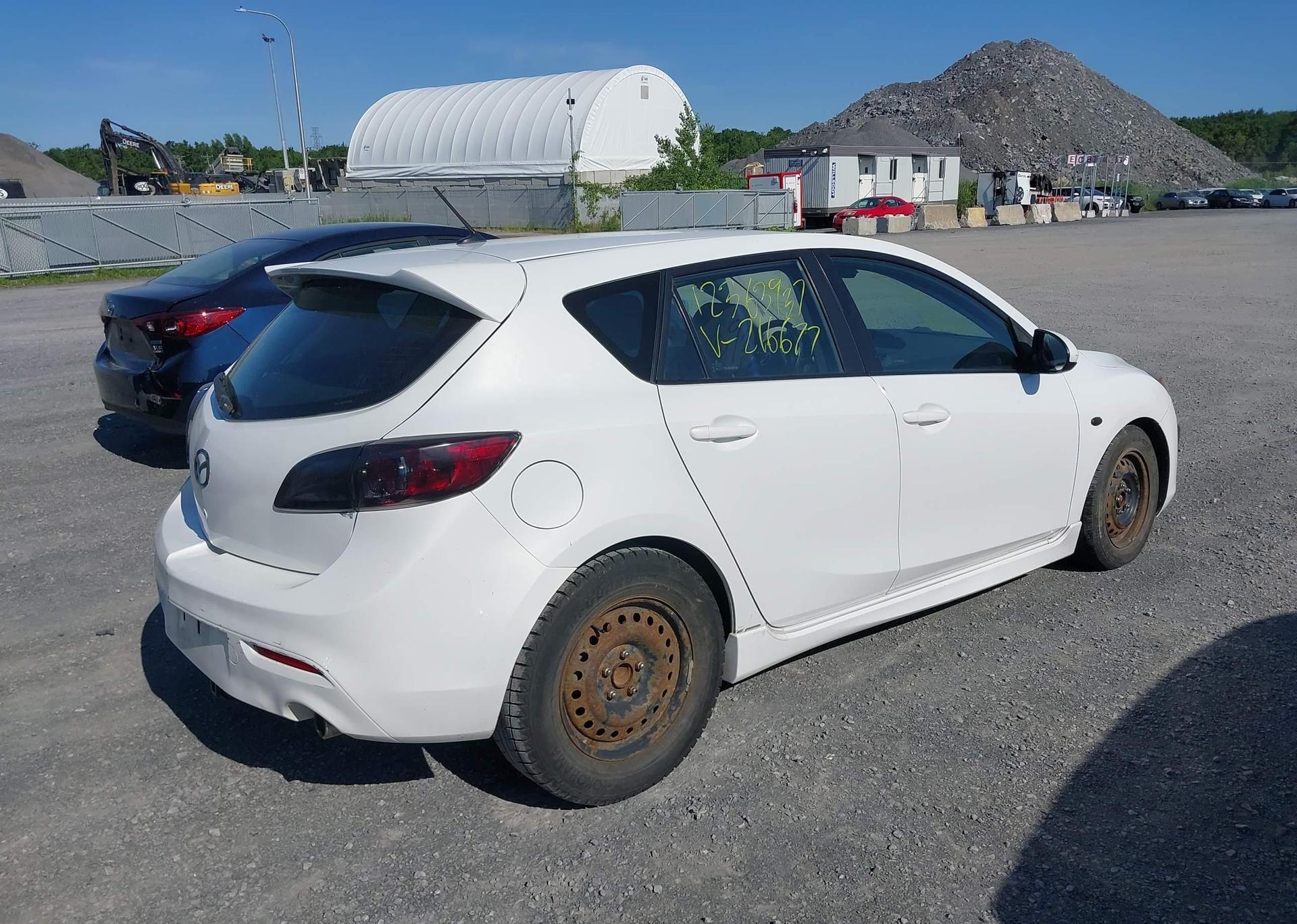 2010 MAZDA 3 S