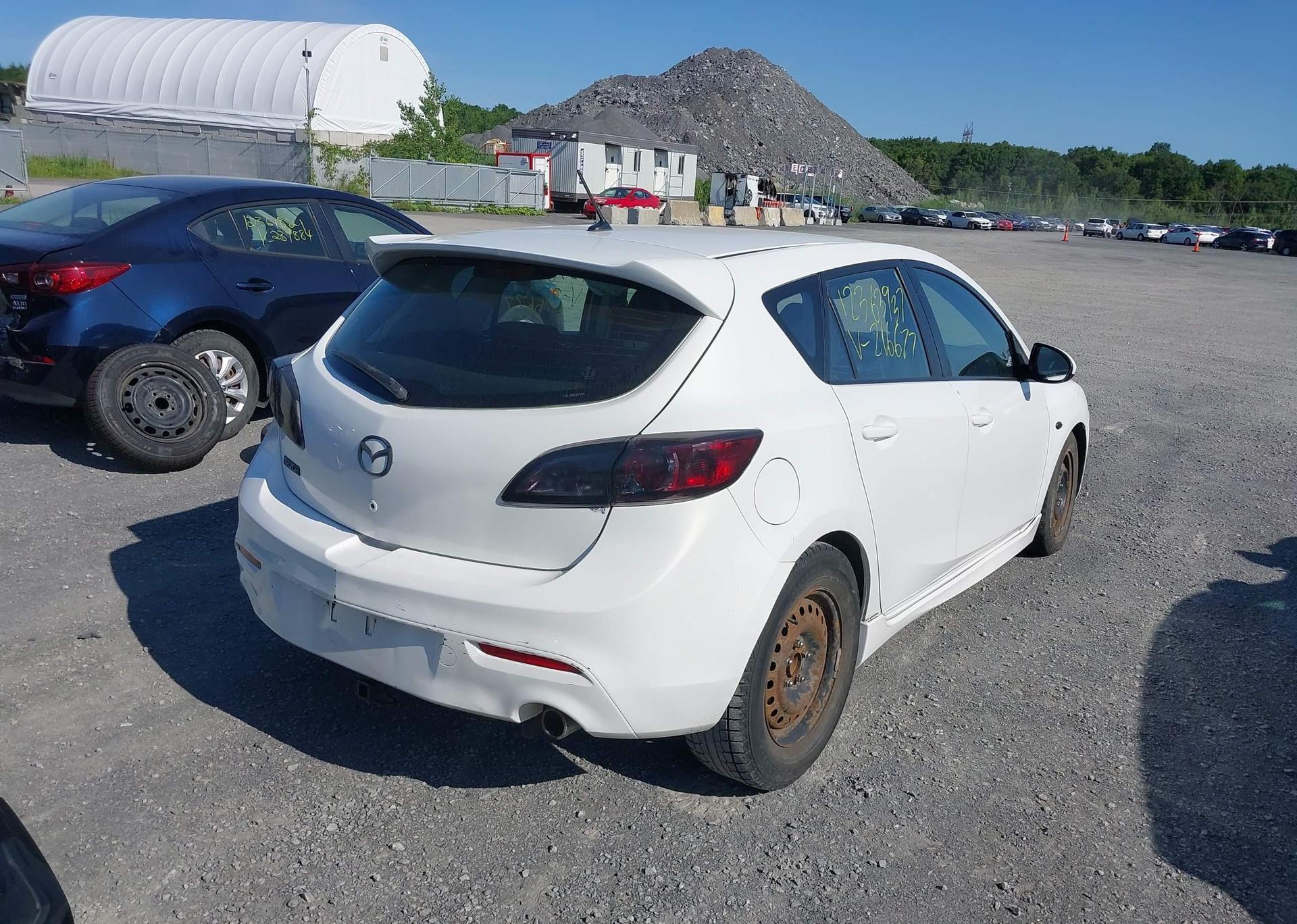 2010 MAZDA 3 S