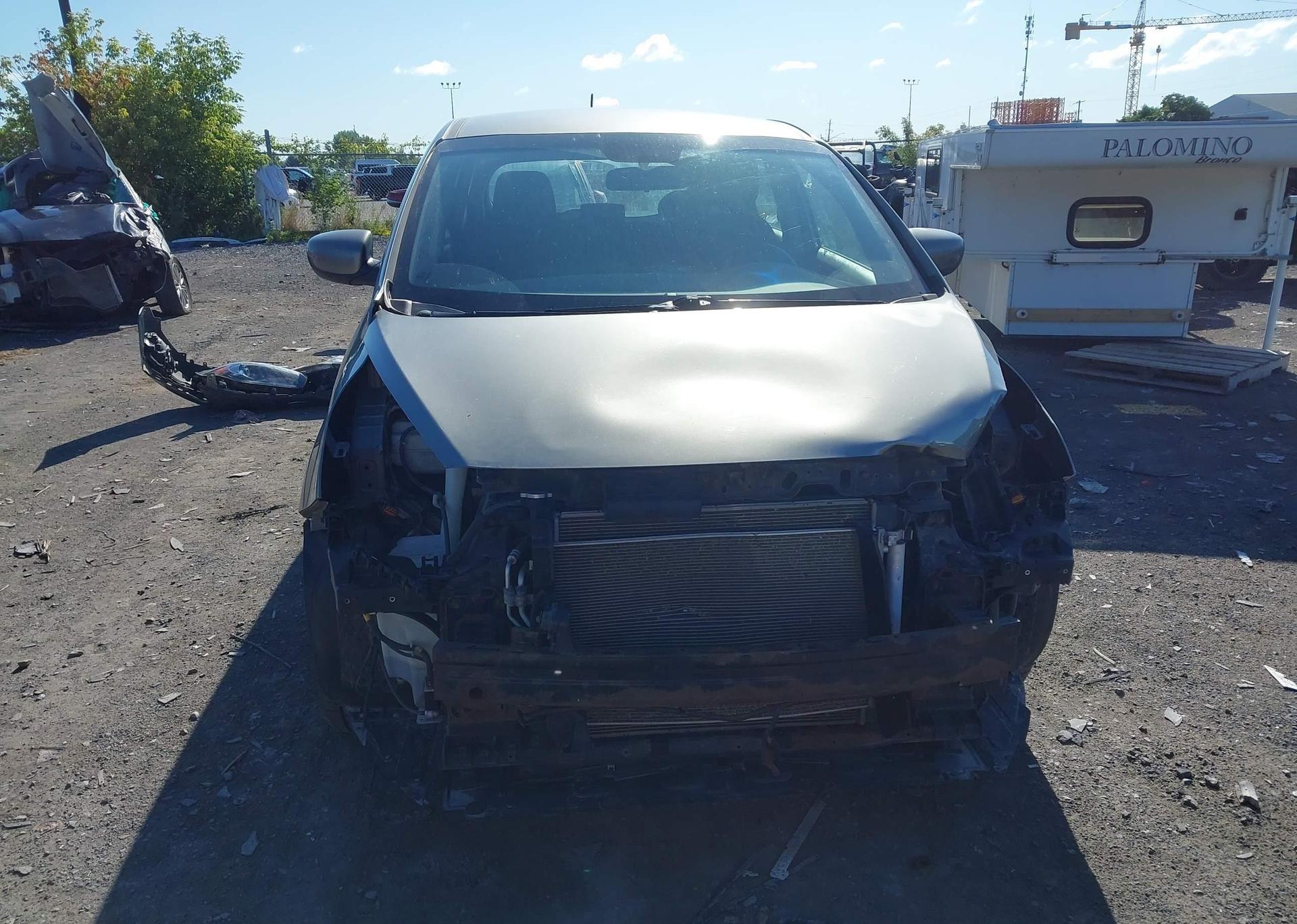 2014 KIA RONDO