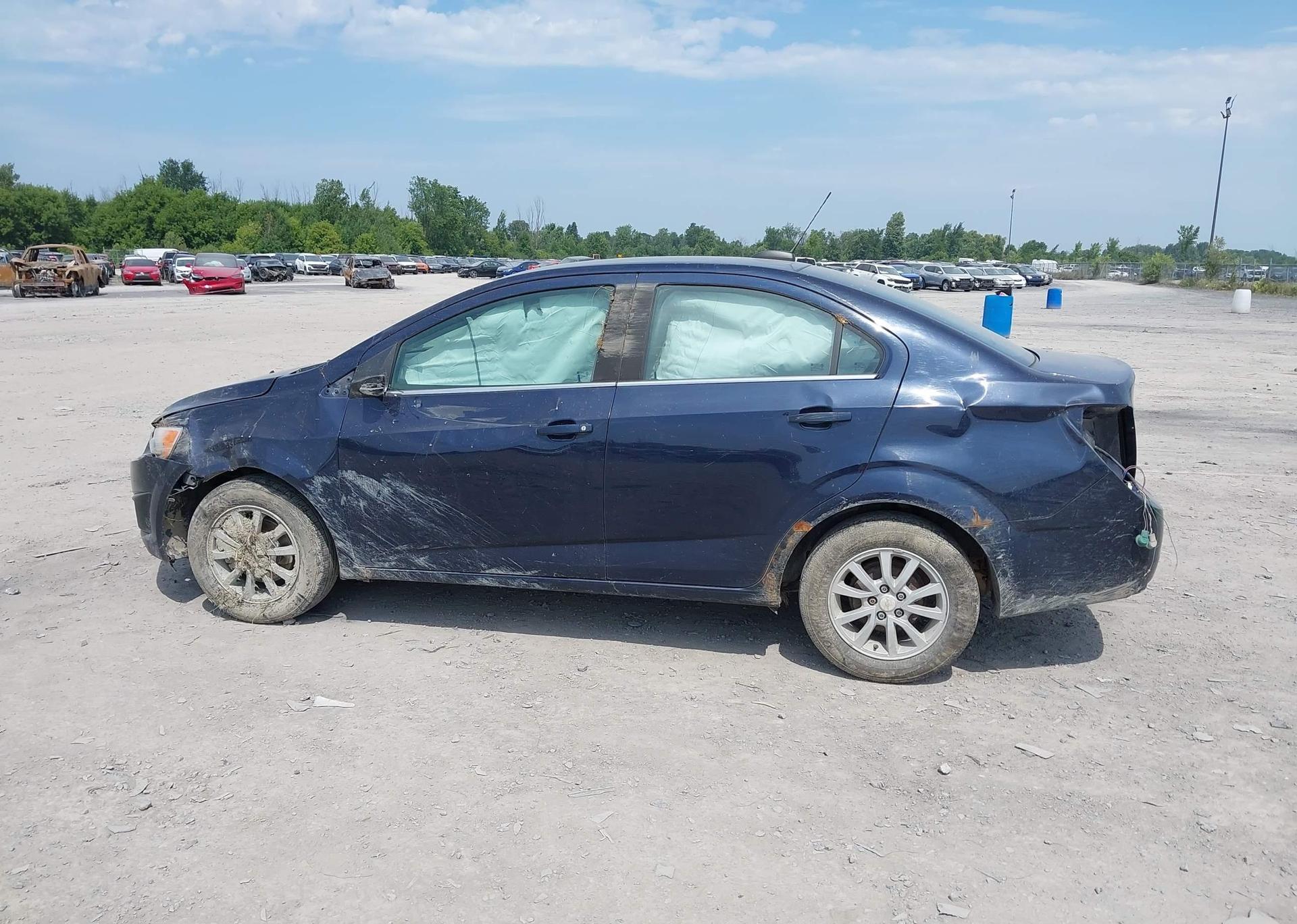 2015 CHEVROLET SONIC LT