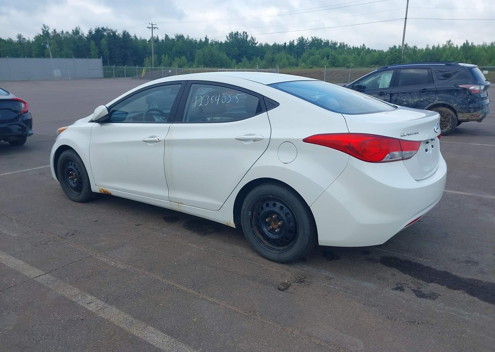 2011 HYUNDAI ELANTRA GLS