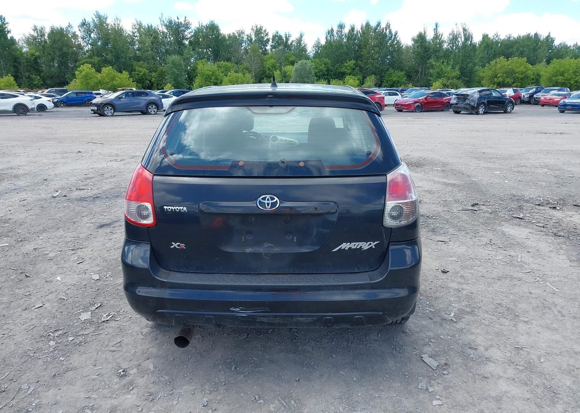 2004 TOYOTA Matrix XR
