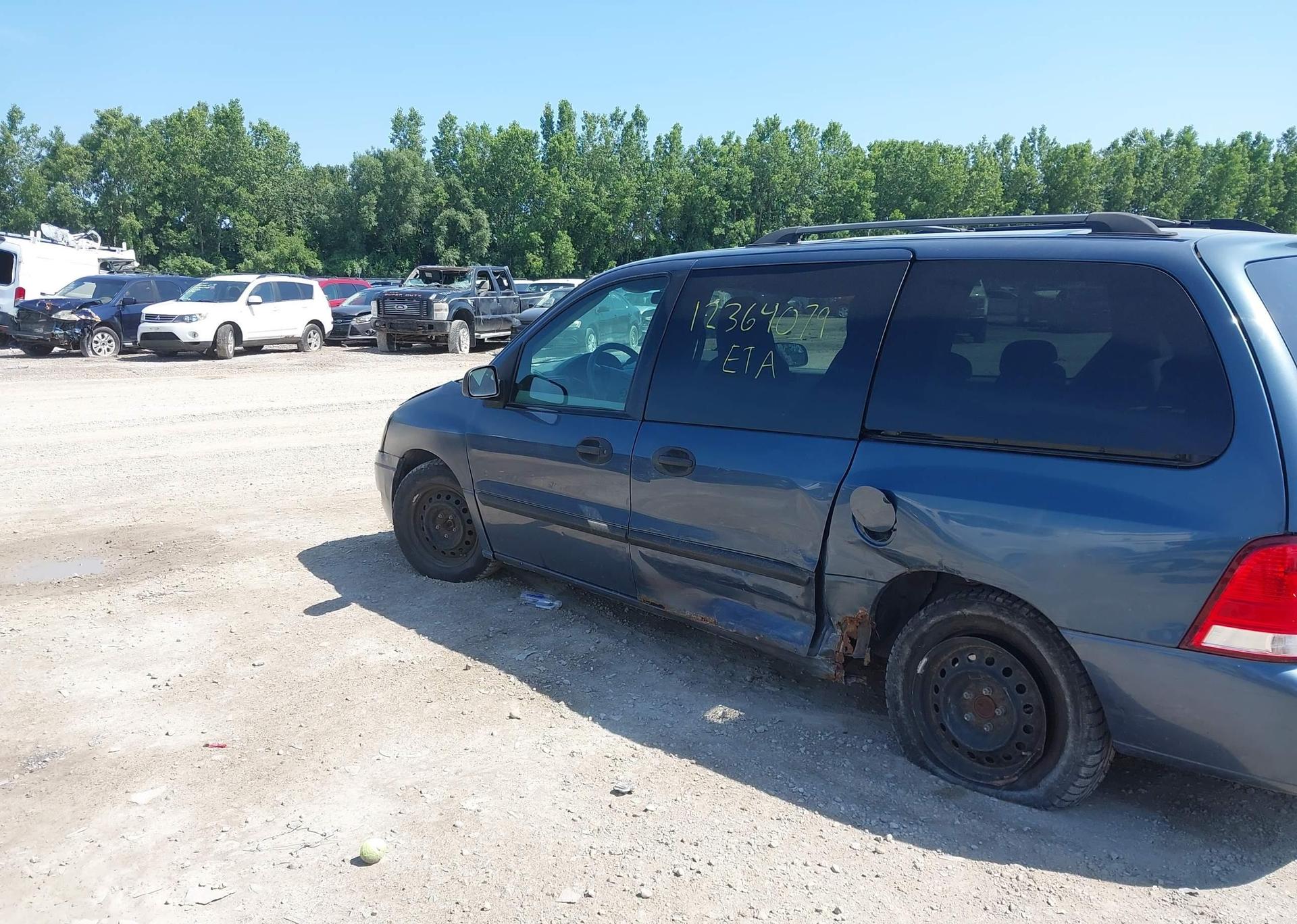 2006 FORD FREESTAR SE