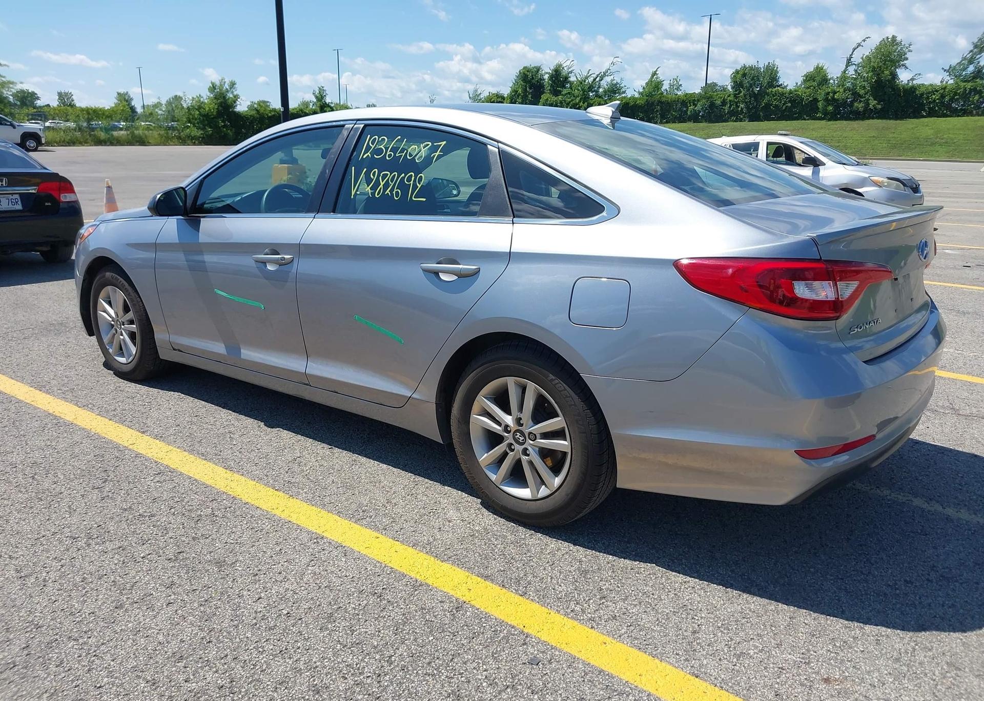 2016 HYUNDAI SONATA SE