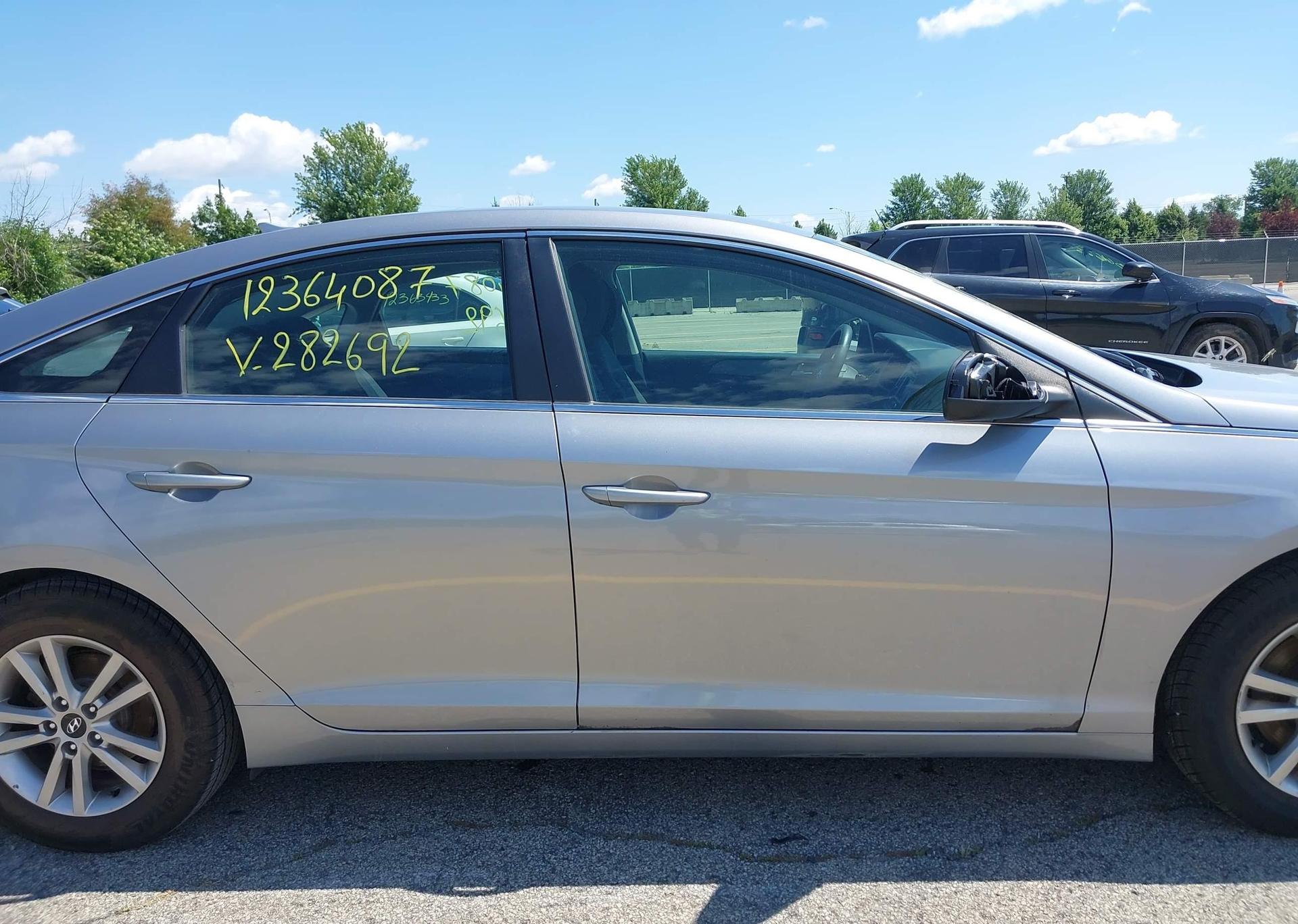 2016 HYUNDAI SONATA SE