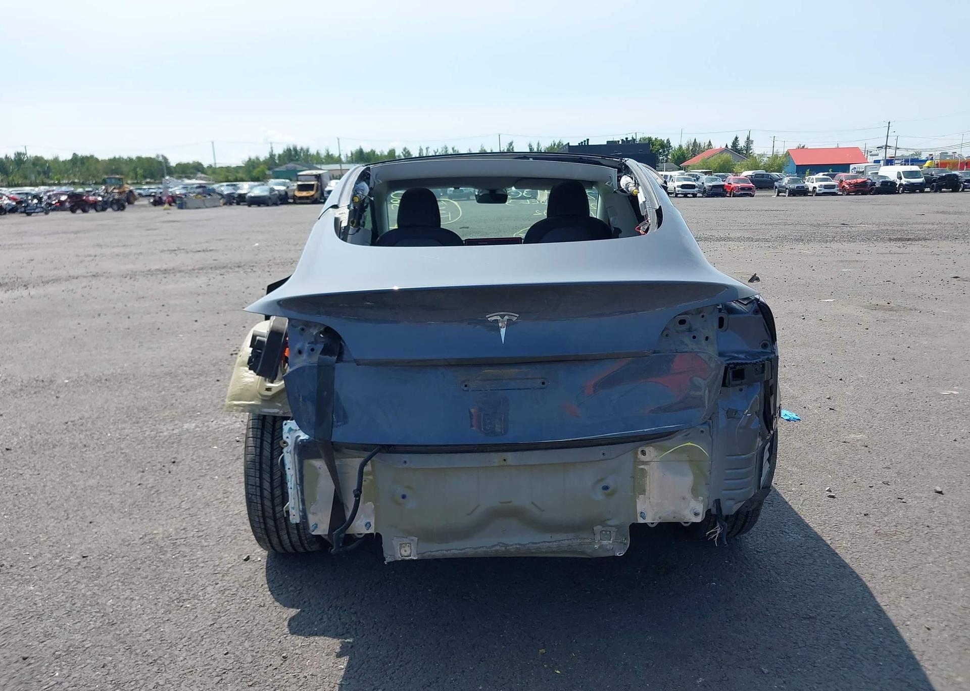 2022 TESLA MODEL 3 RWD