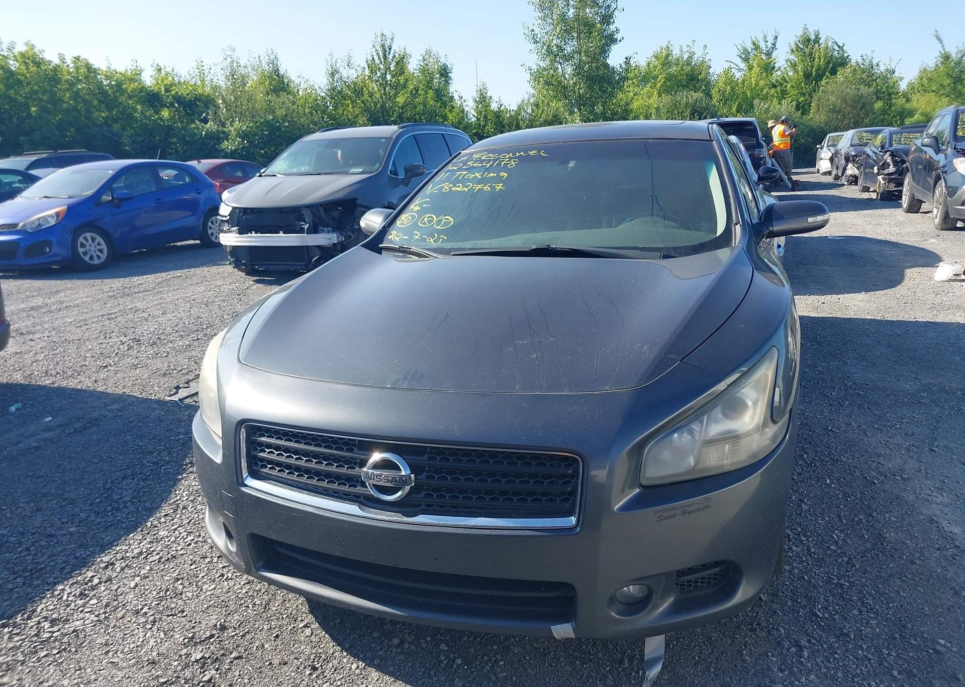2011 NISSAN MAXIMA S
