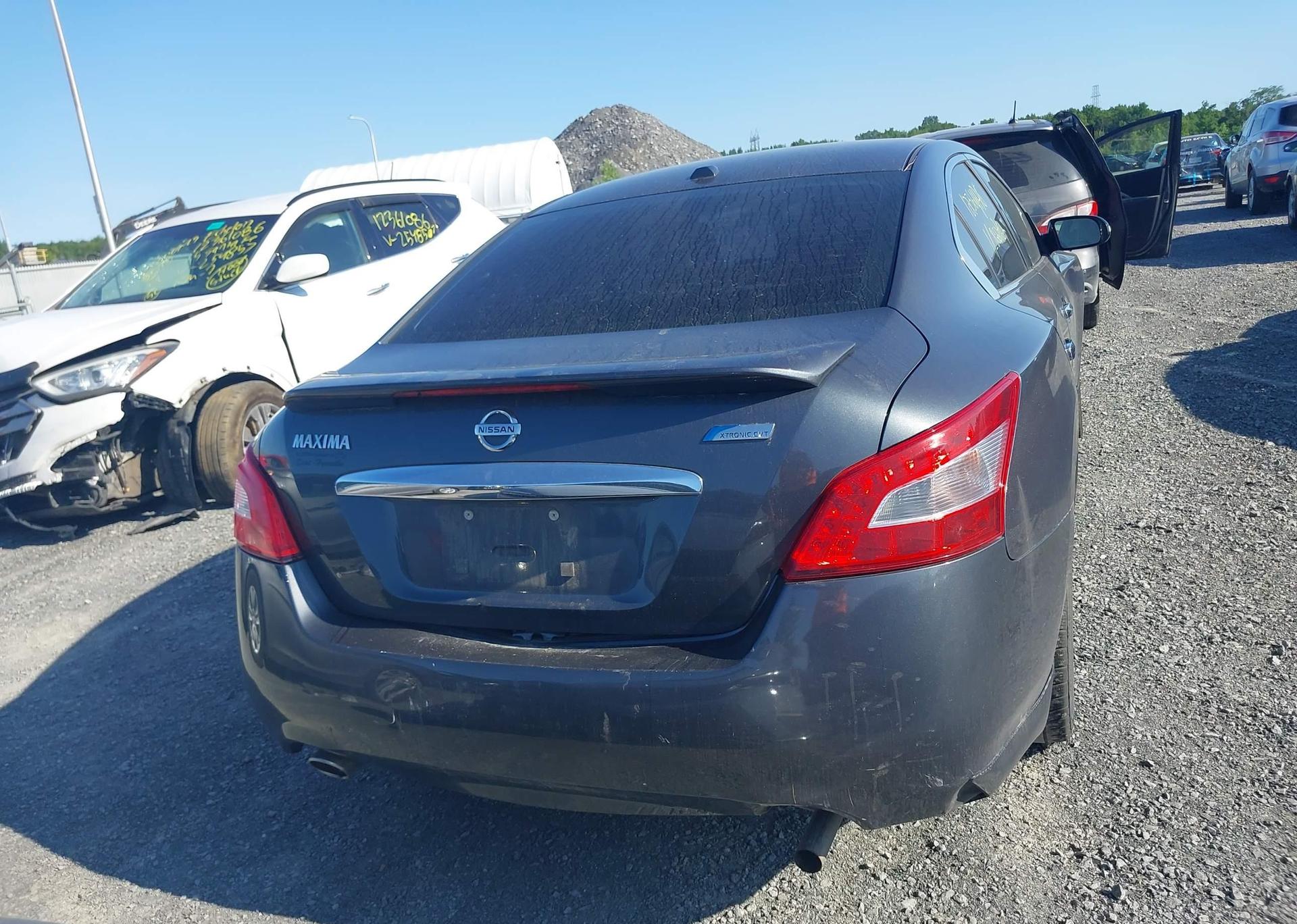 2011 NISSAN MAXIMA S