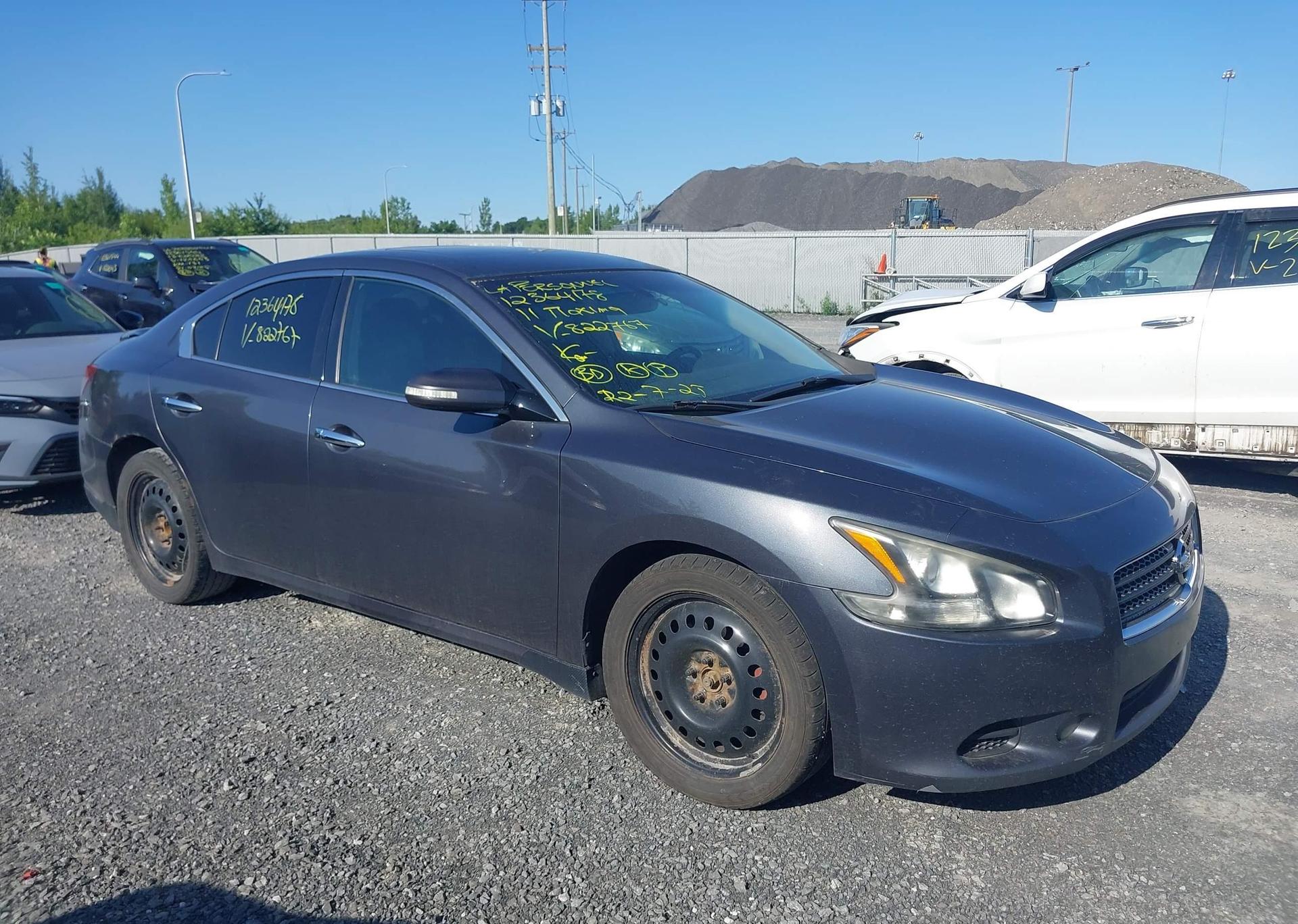 2011 NISSAN MAXIMA S