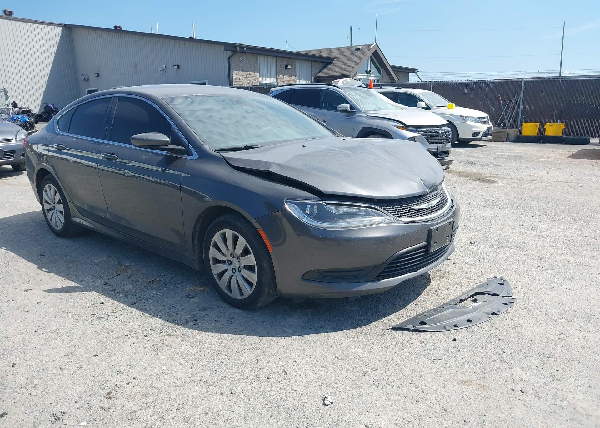 2015 CHRYSLER 200 LX