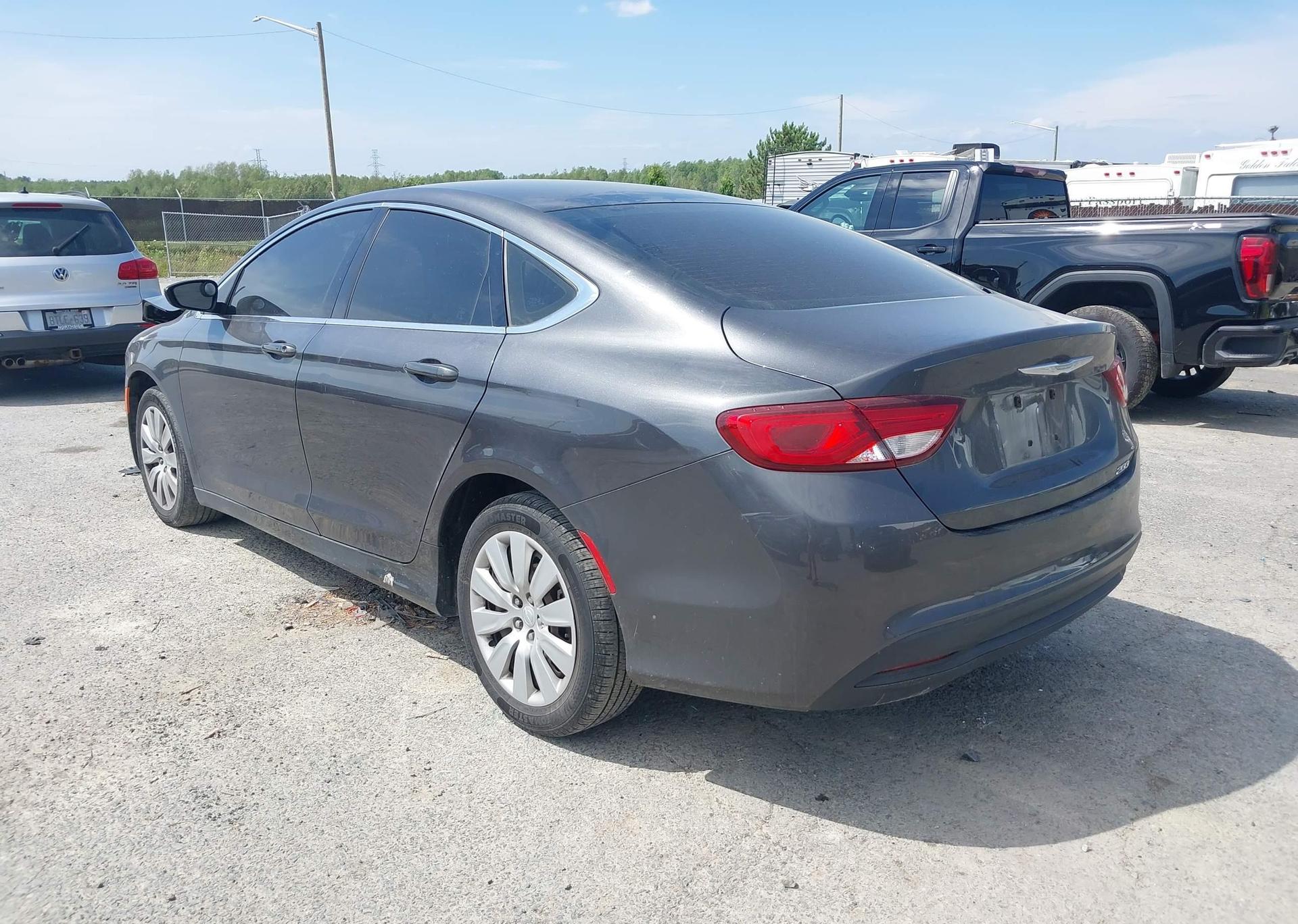 2015 CHRYSLER 200 LX