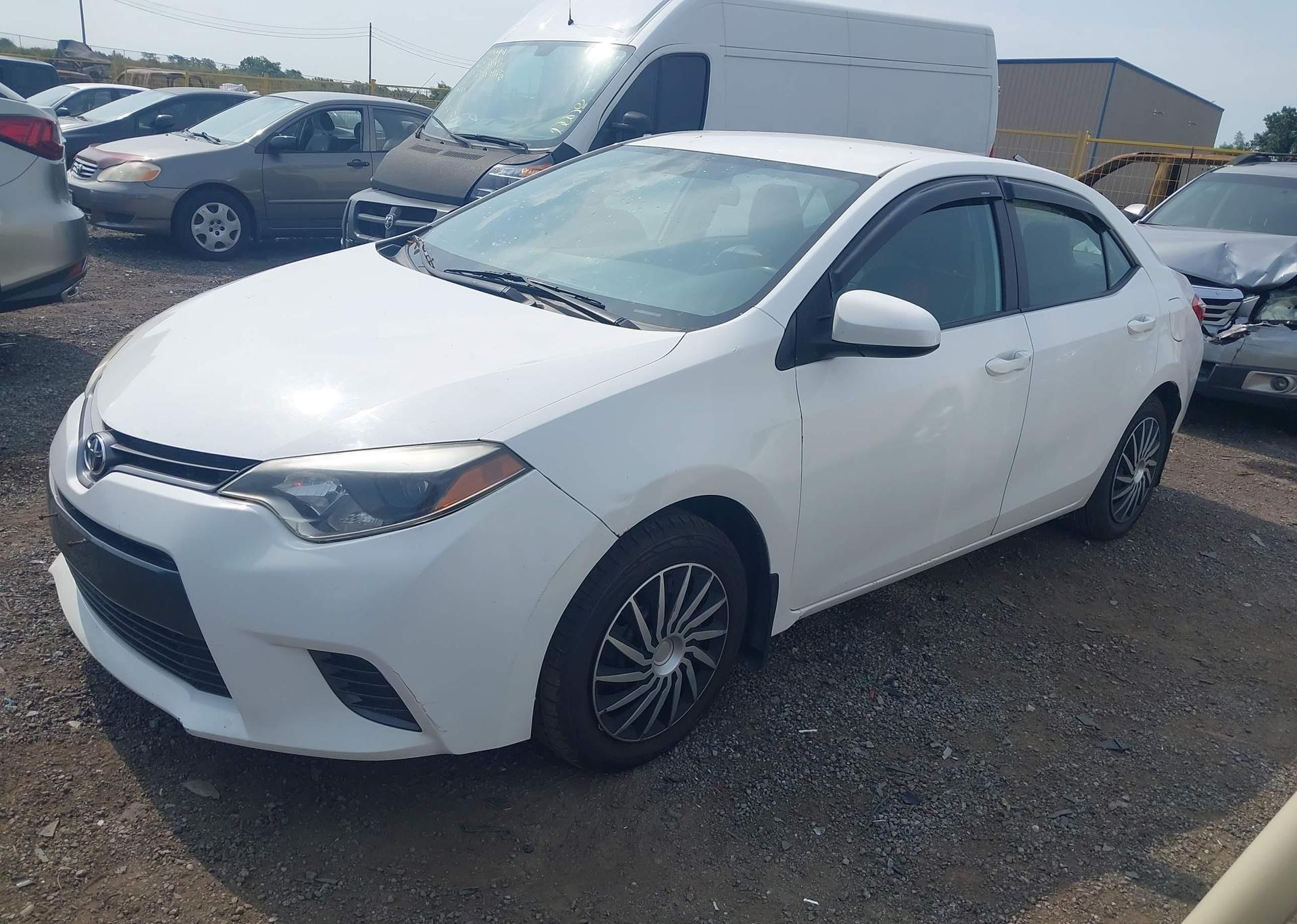 2015 TOYOTA COROLLA LE