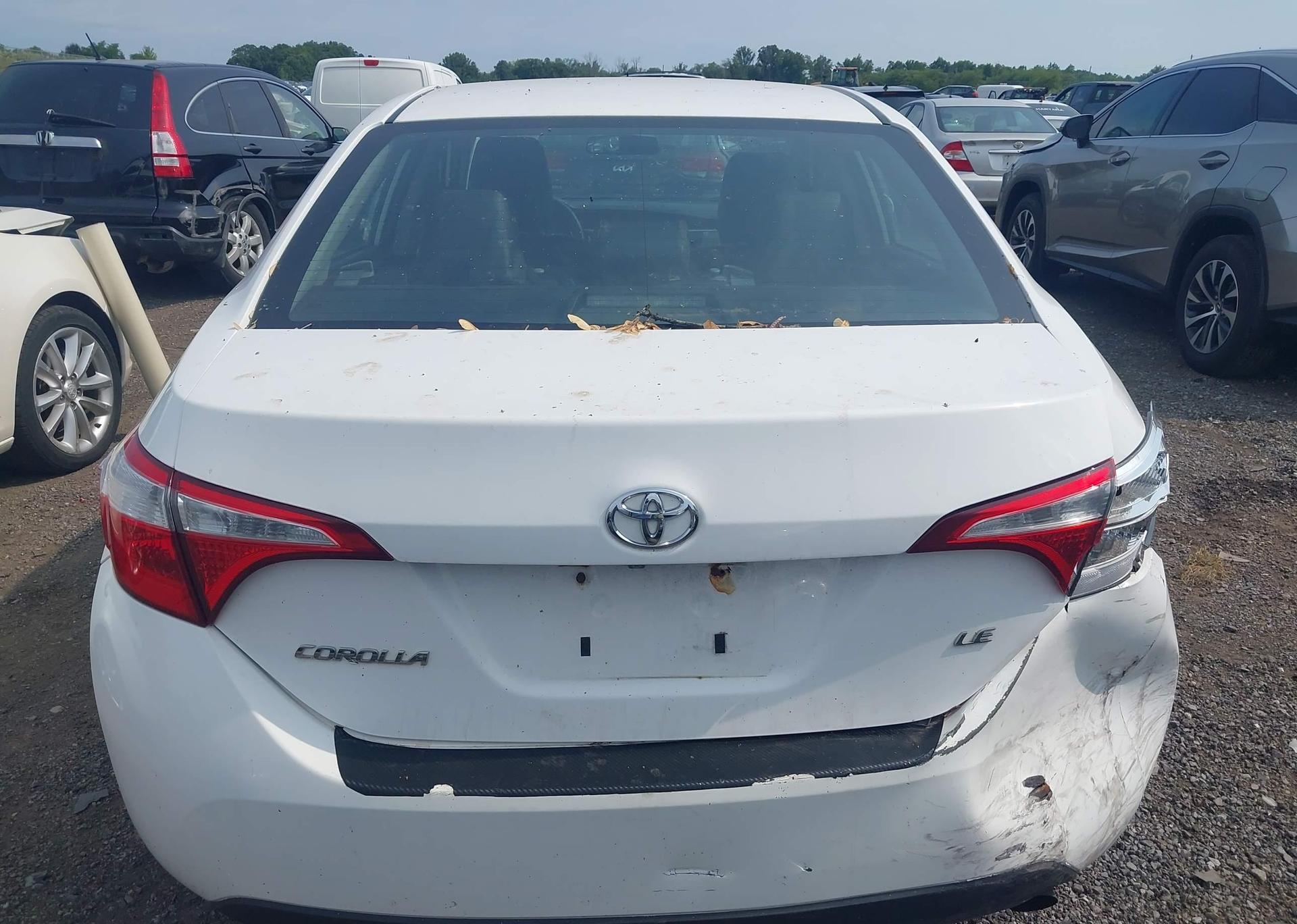 2015 TOYOTA COROLLA LE