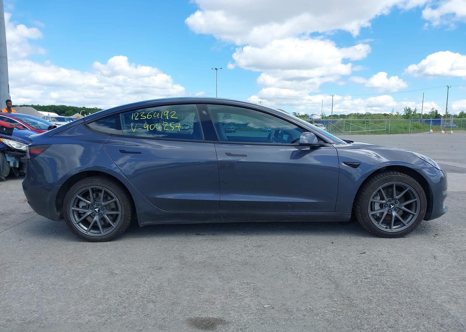 2023 TESLA MODEL 3