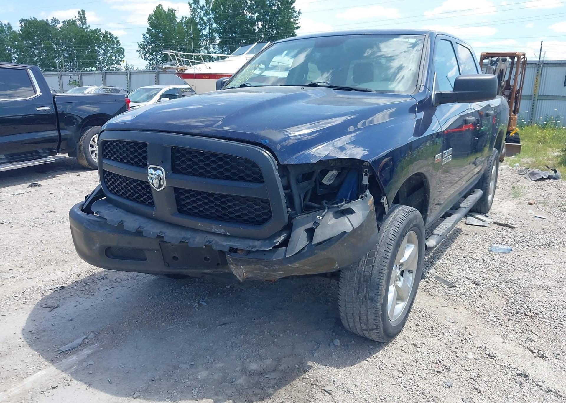 2015 RAM 1500 ST
