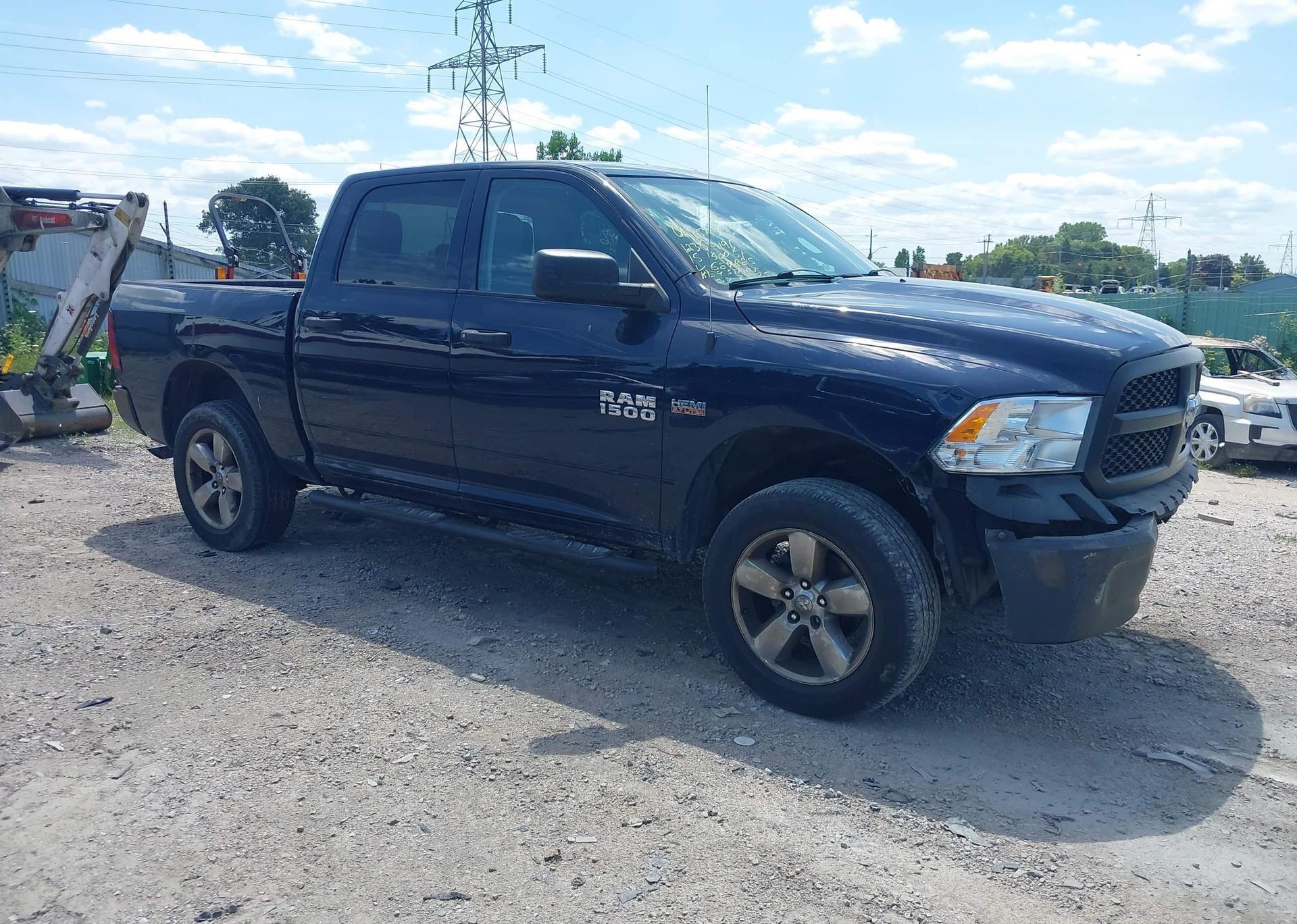 2015 RAM 1500 ST