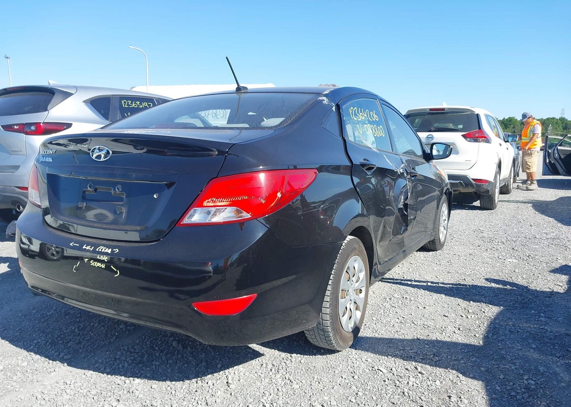 2016 HYUNDAI ACCENT GL