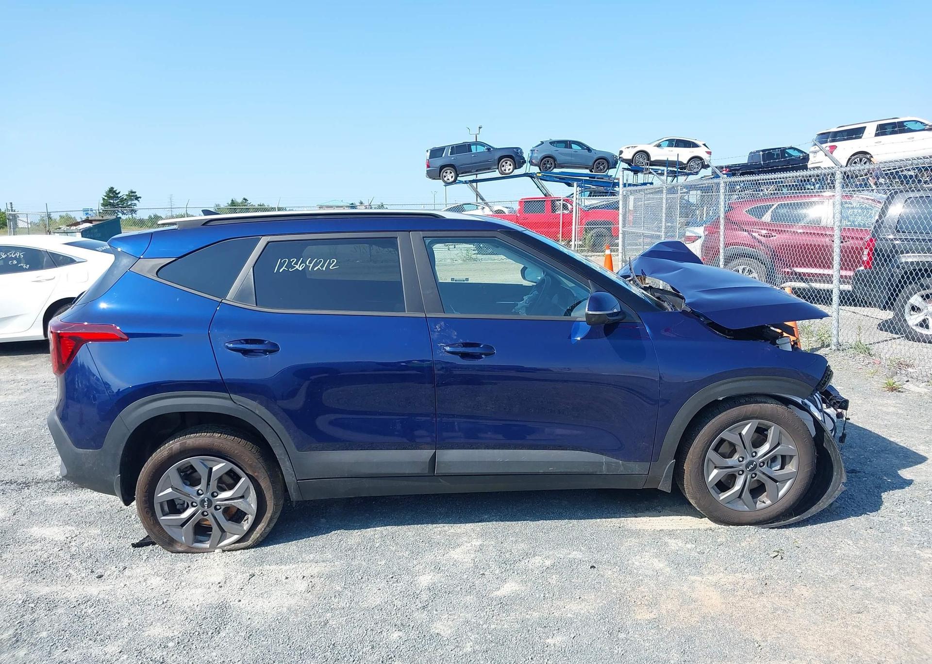 2025 KIA SELTOS LX