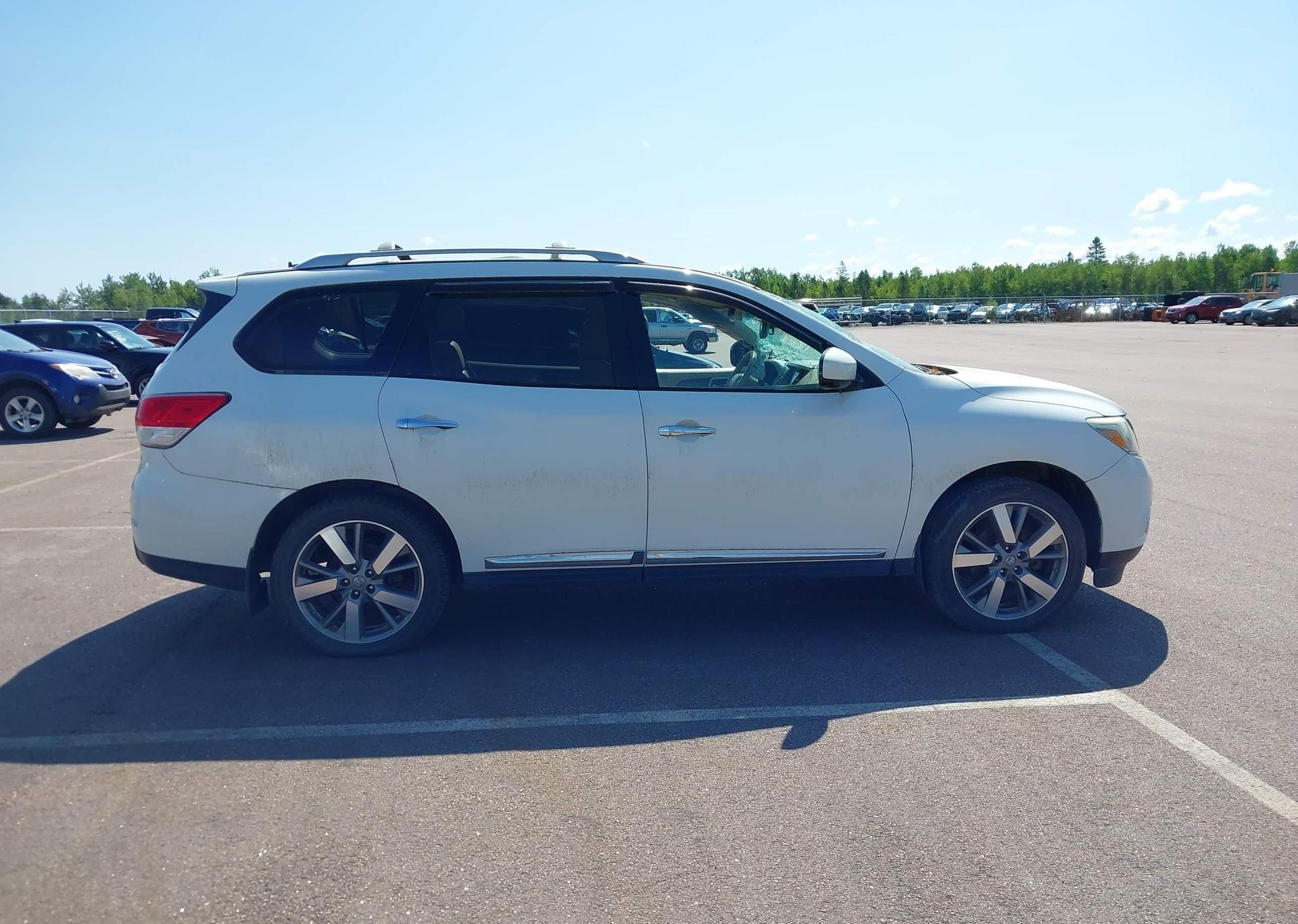 2014 NISSAN PATHFINDER S