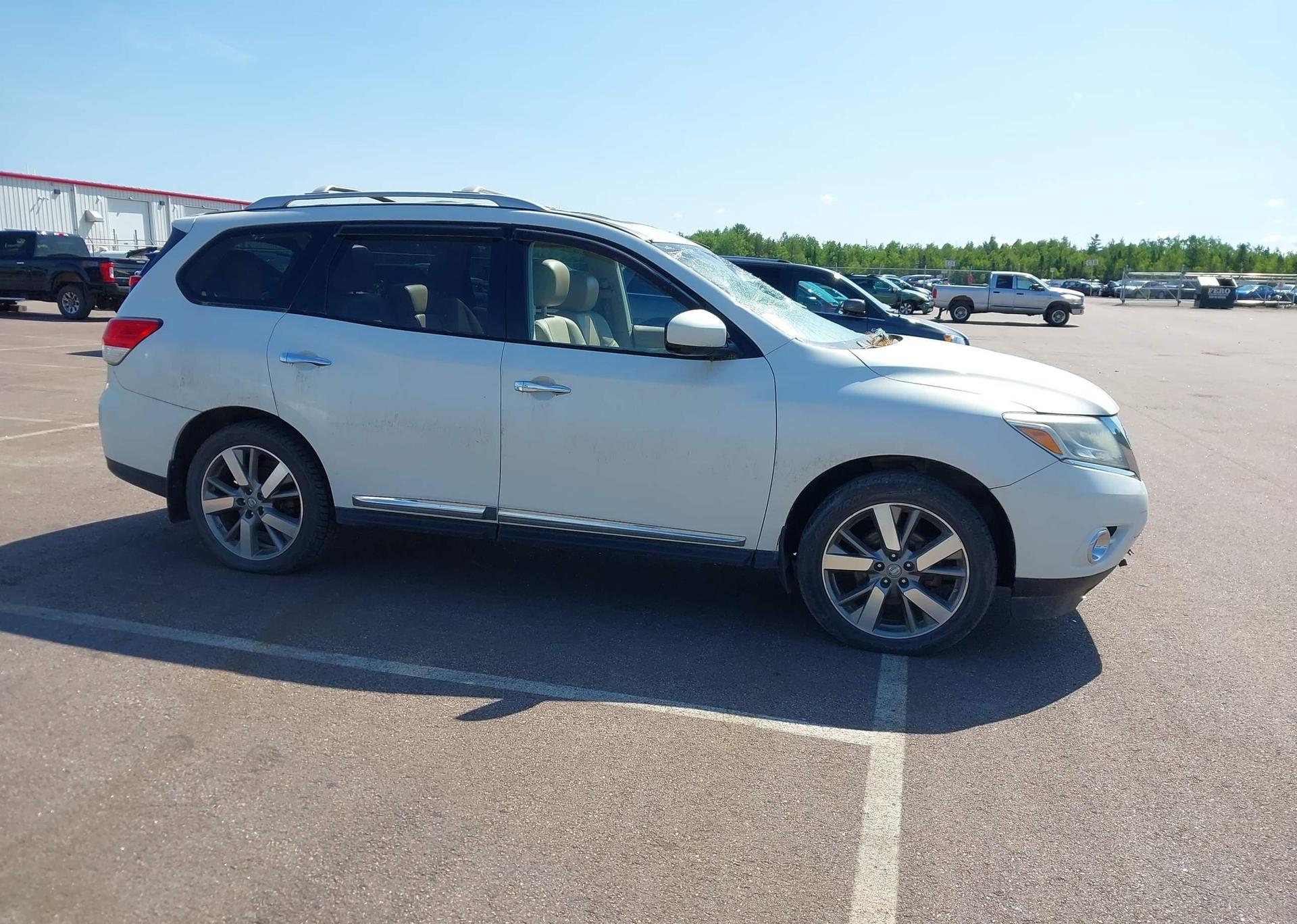 2014 NISSAN PATHFINDER S