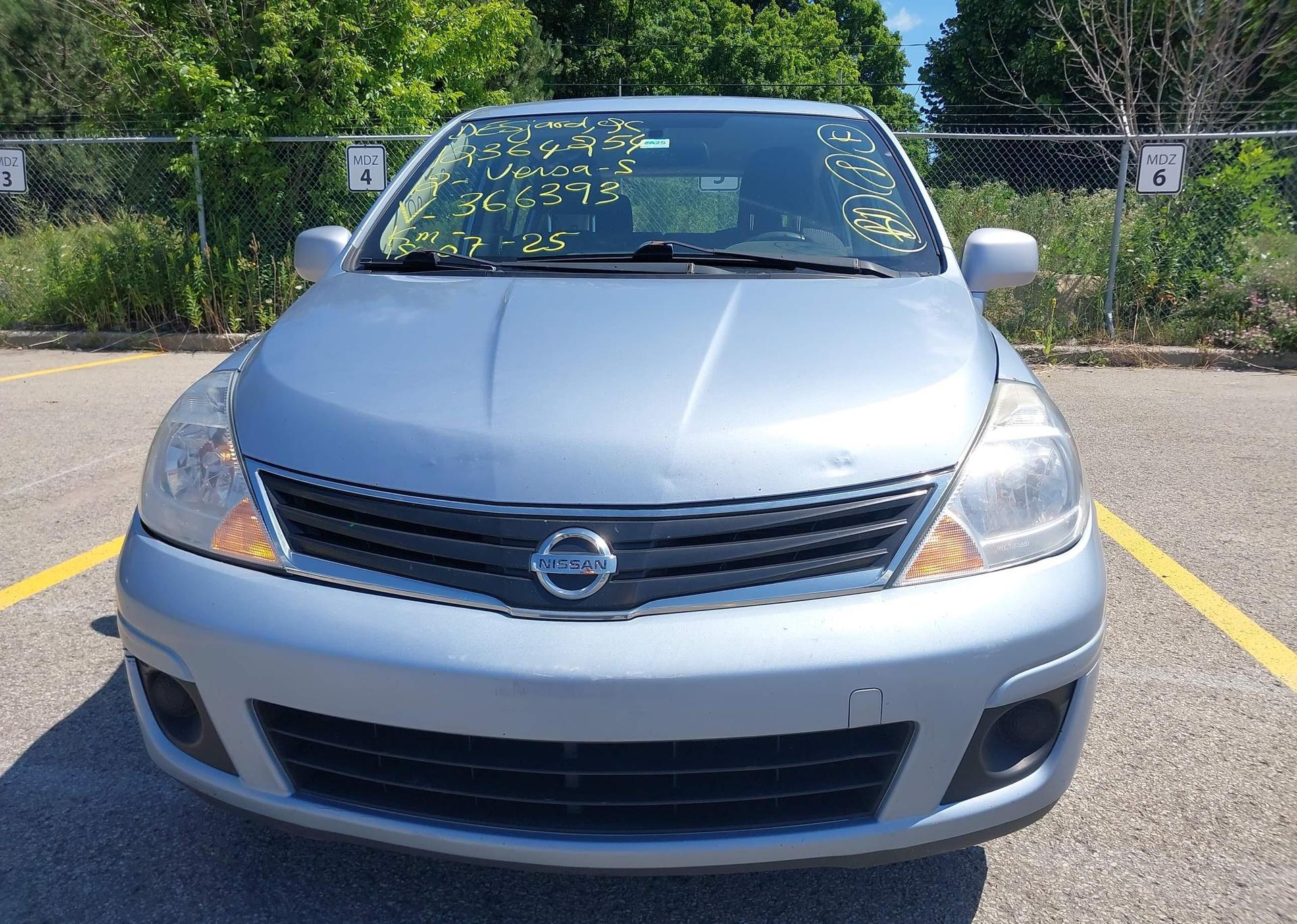 2012 NISSAN VERSA S