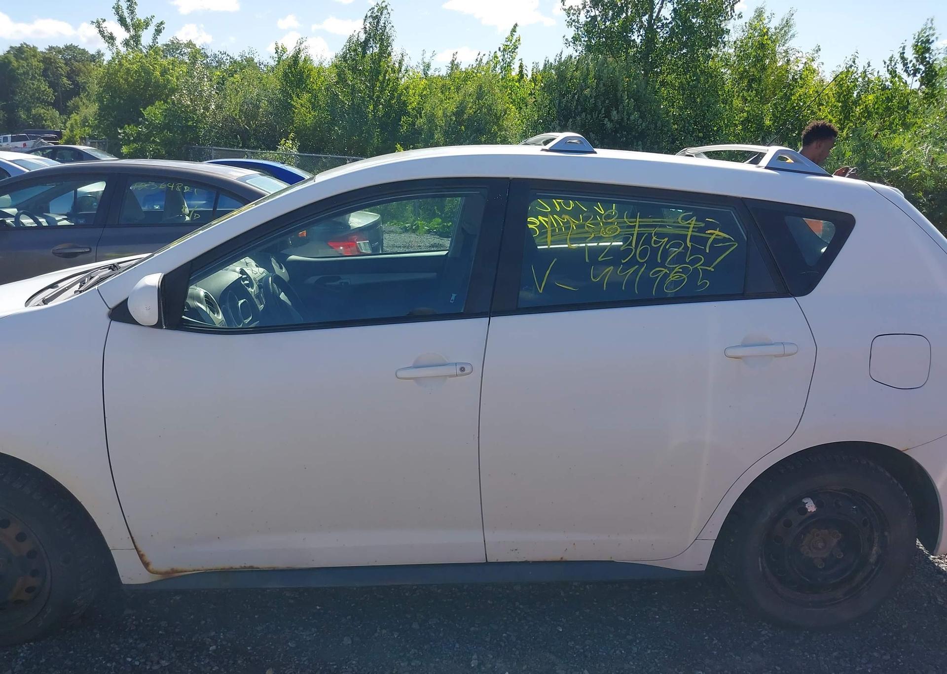 2009 PONTIAC VIBE
