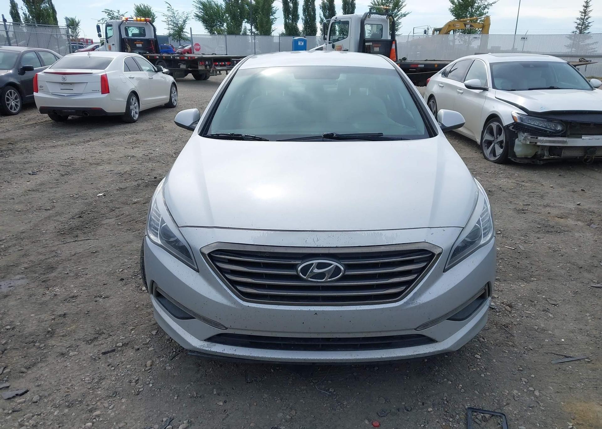 2015 HYUNDAI SONATA SE