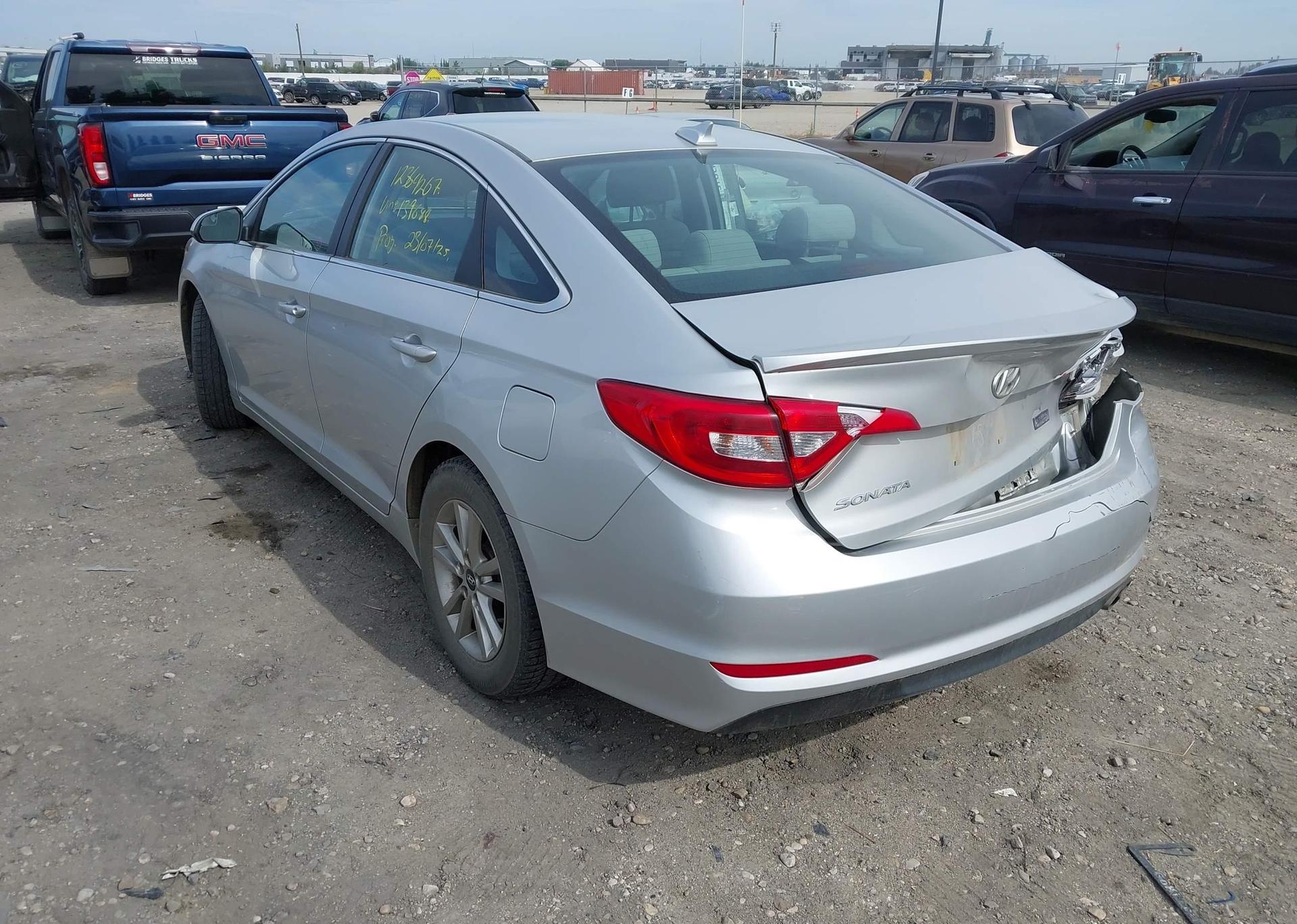 2015 HYUNDAI SONATA SE