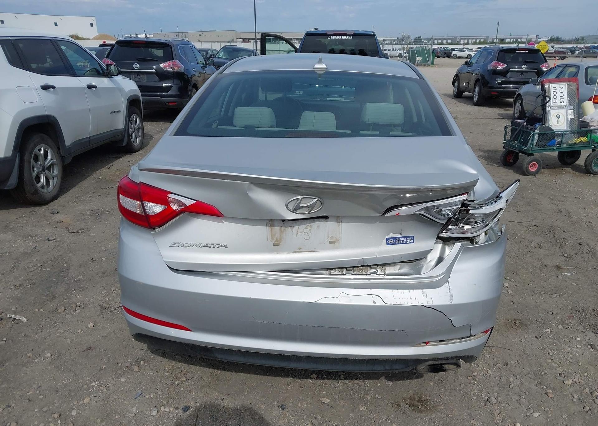 2015 HYUNDAI SONATA SE