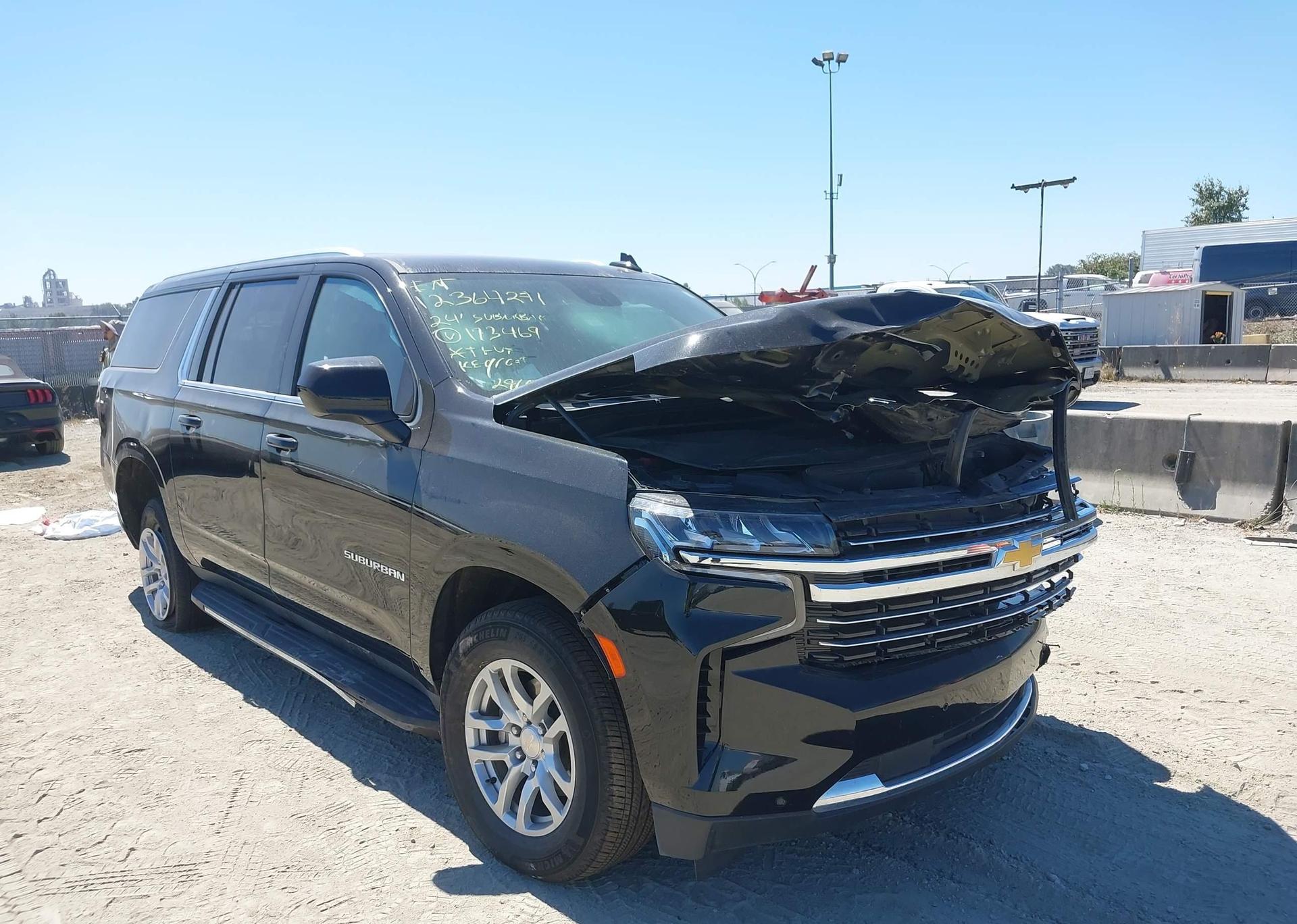 2024 CHEVROLET SUBURBAN K1500 LT