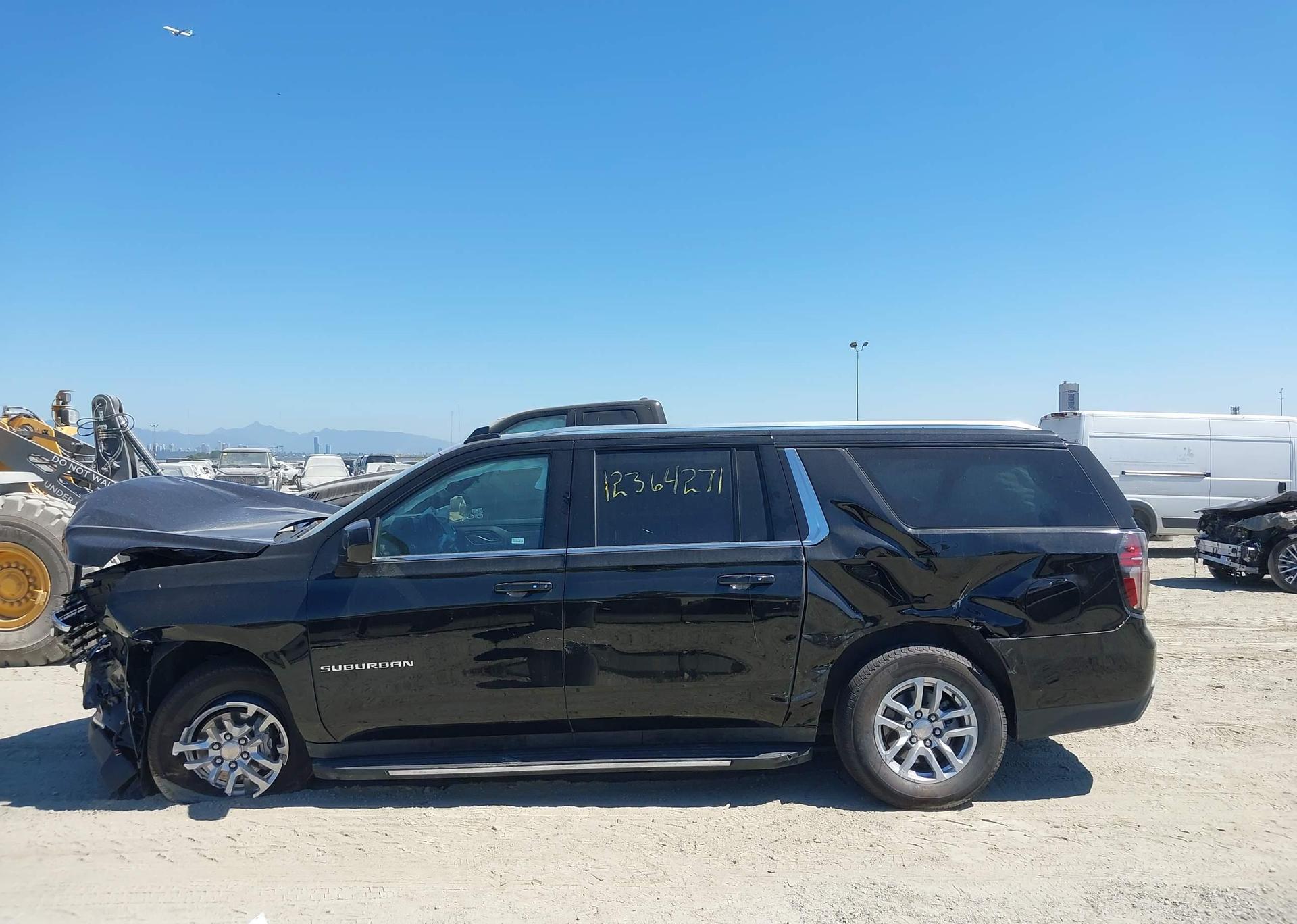 2024 CHEVROLET SUBURBAN K1500 LT