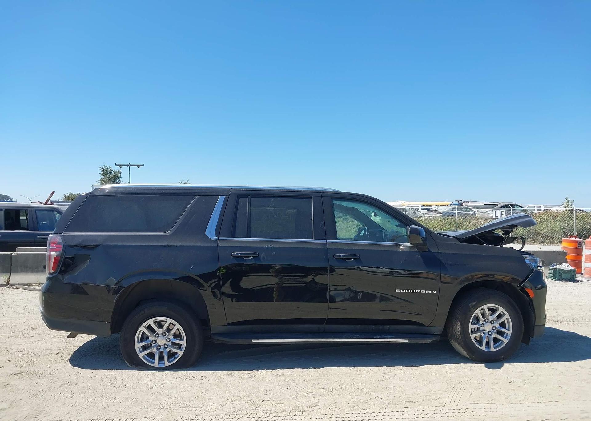 2024 CHEVROLET SUBURBAN K1500 LT