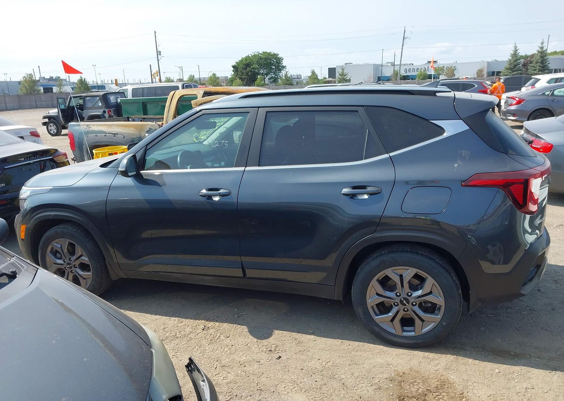 2024 KIA SELTOS S