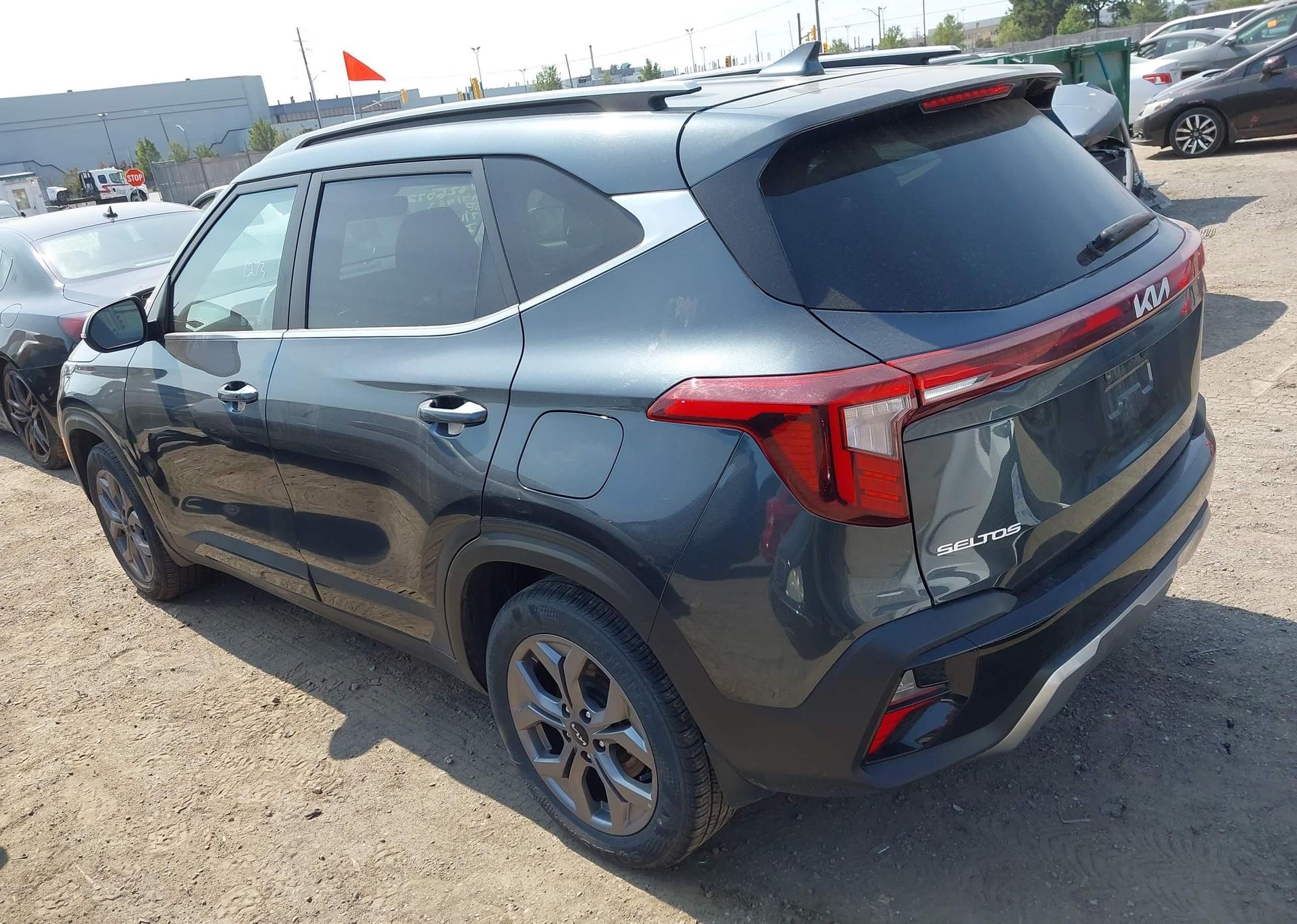 2024 KIA SELTOS S