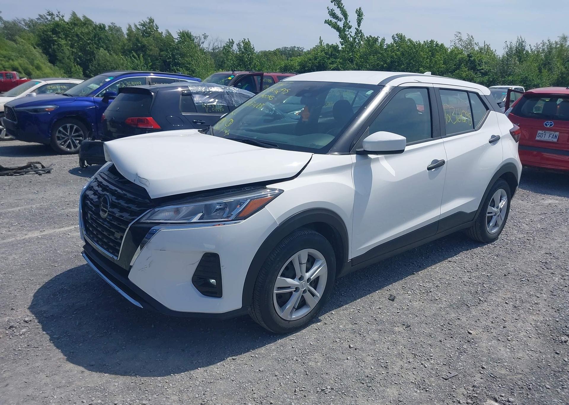 2021 NISSAN KICKS