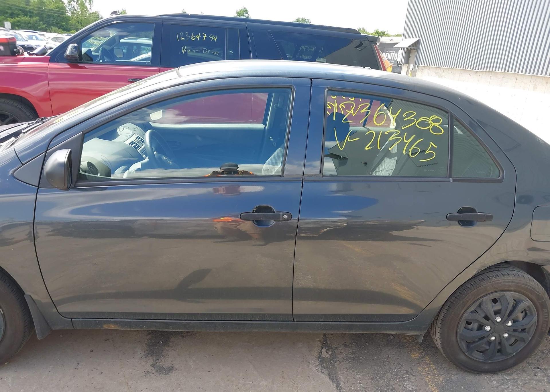 2008 TOYOTA YARIS