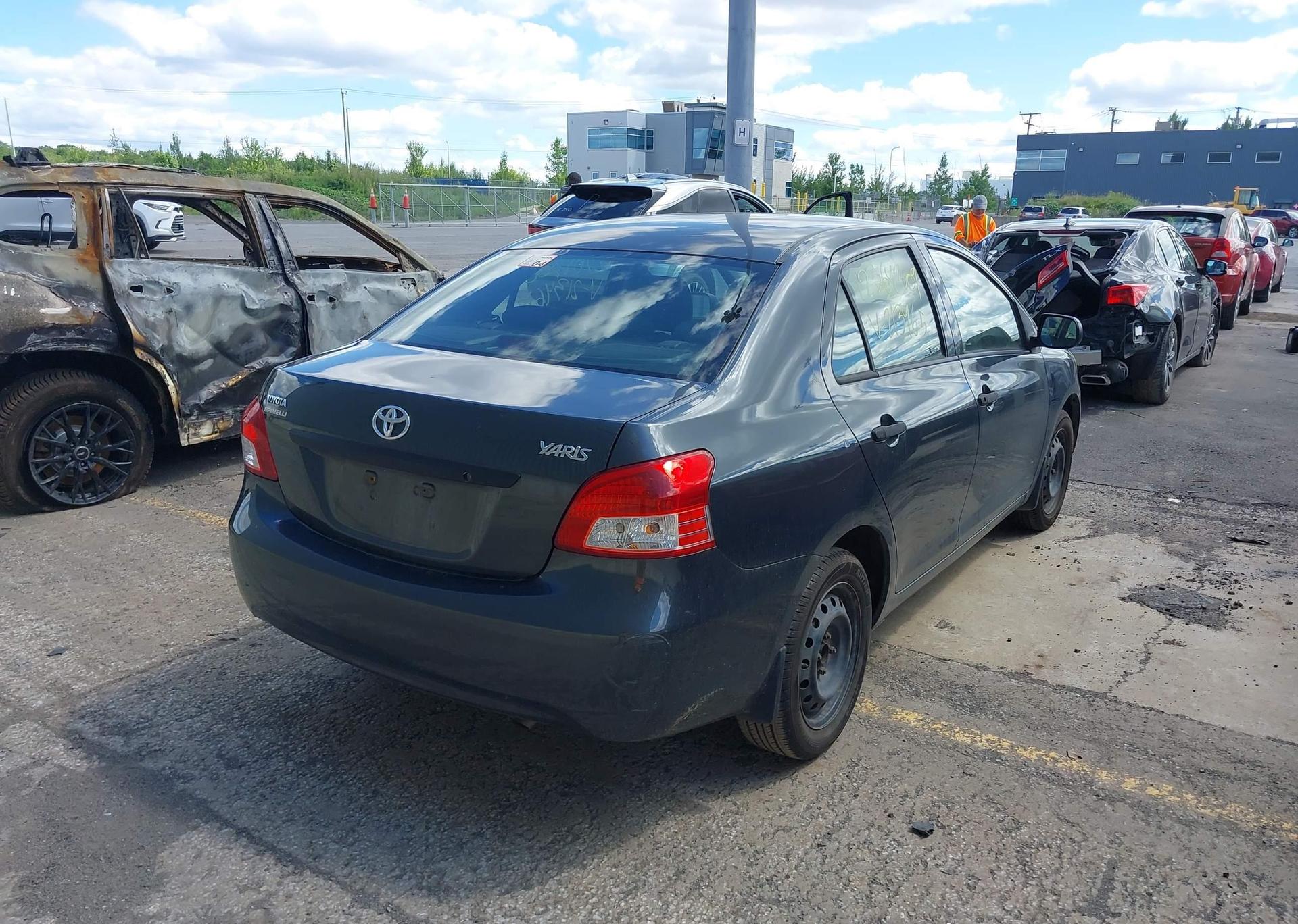 2008 TOYOTA YARIS