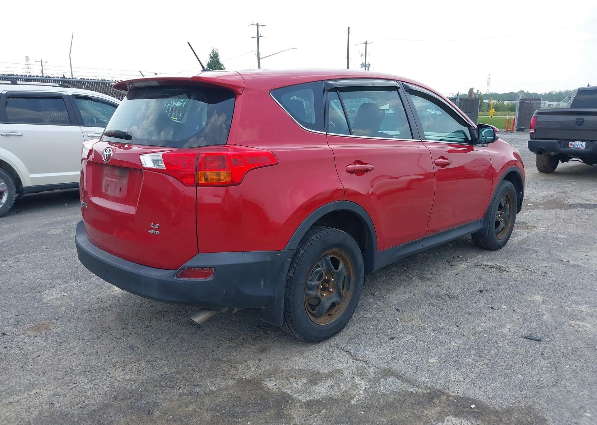 2015 TOYOTA RAV4 LE