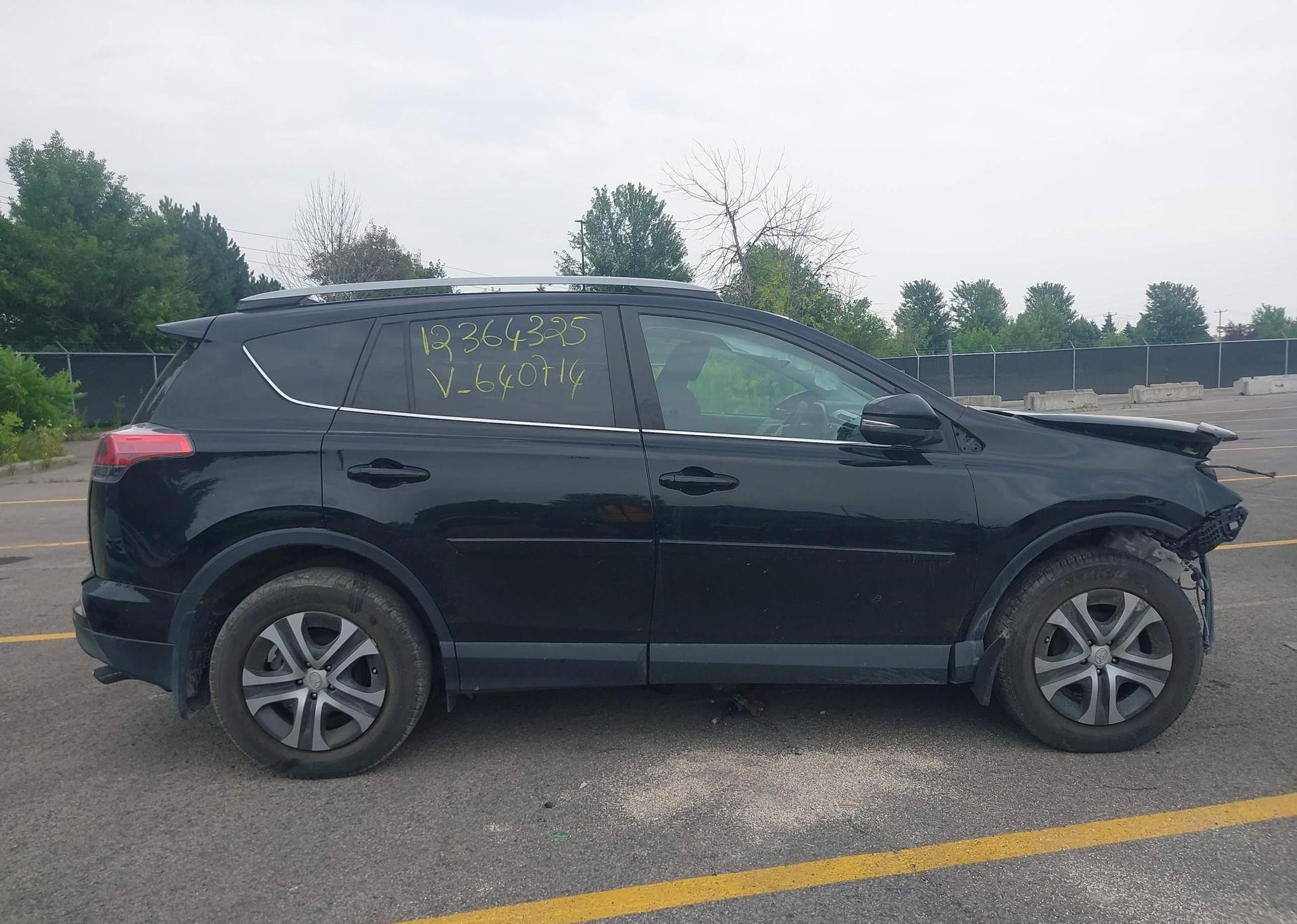 2017 TOYOTA RAV4