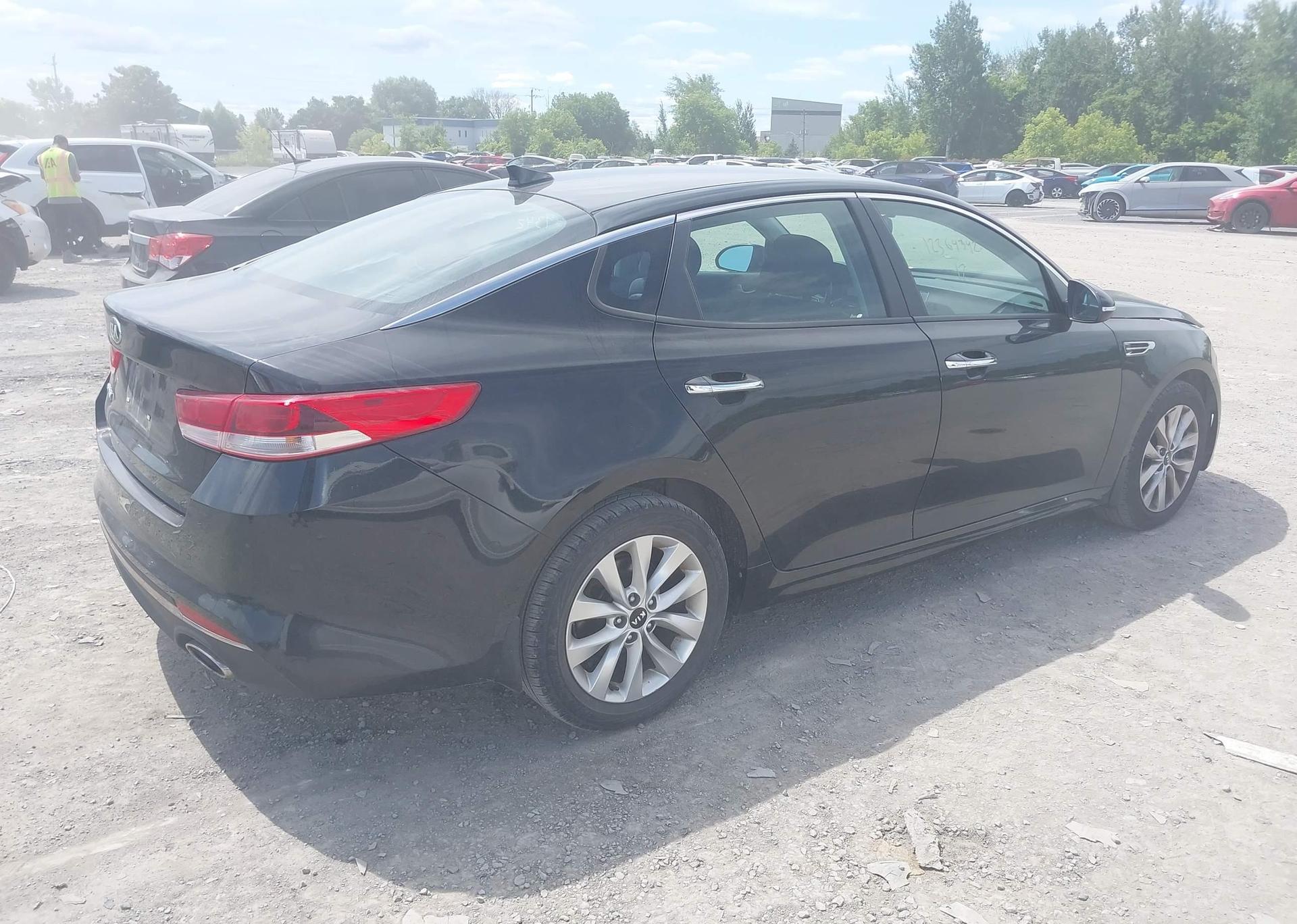2017 KIA OPTIMA LX