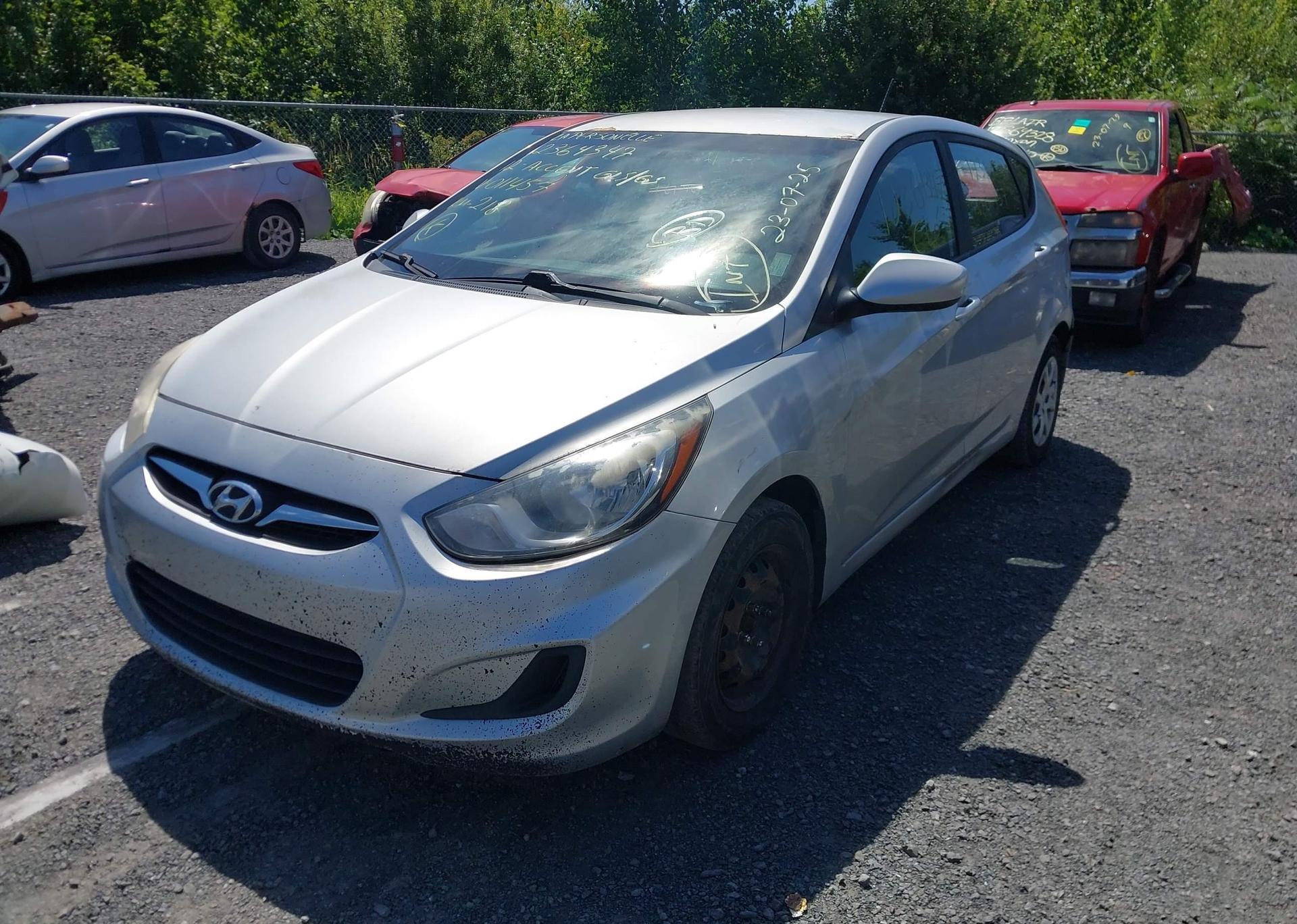 2012 HYUNDAI ACCENT GLS