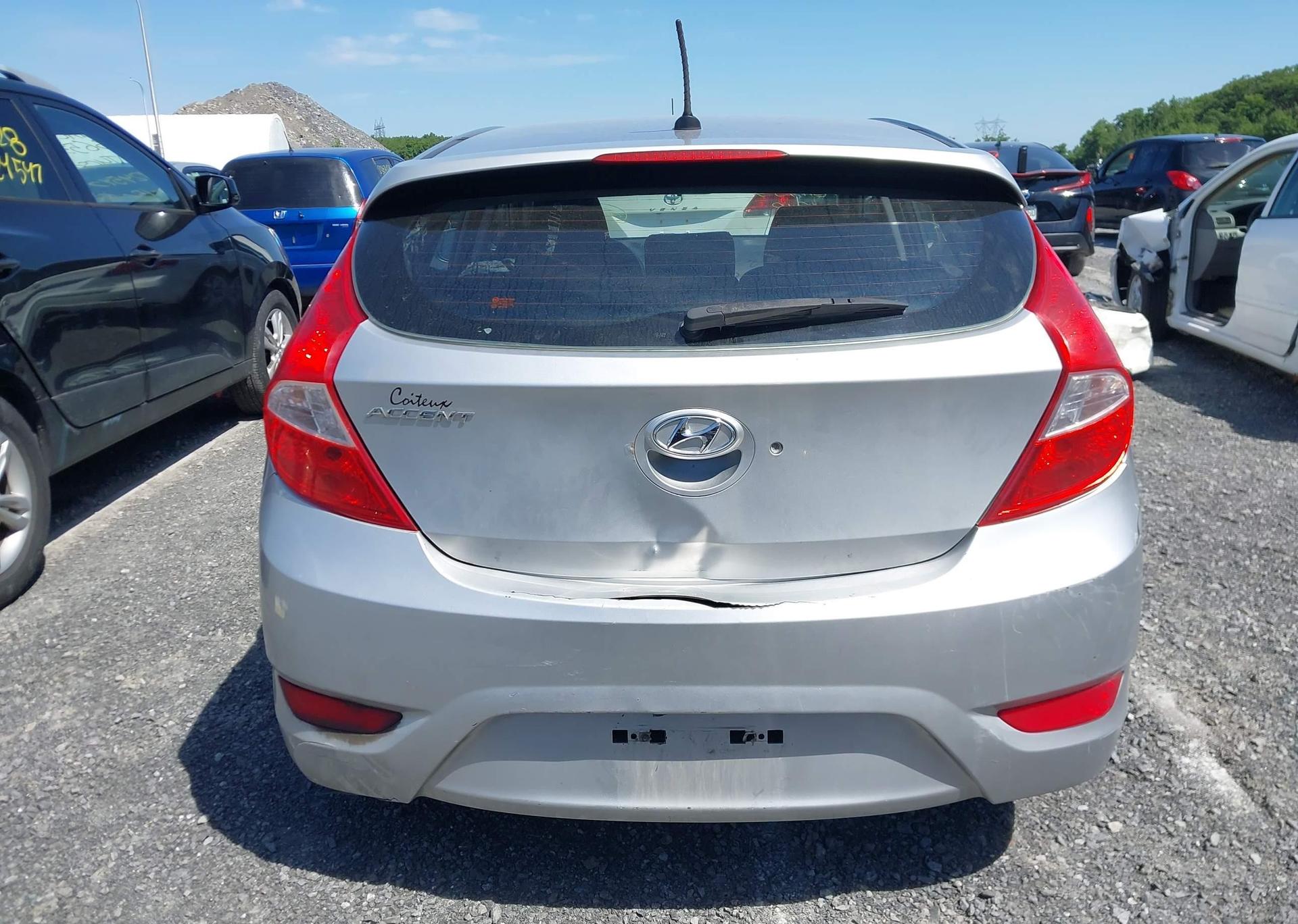 2012 HYUNDAI ACCENT GLS