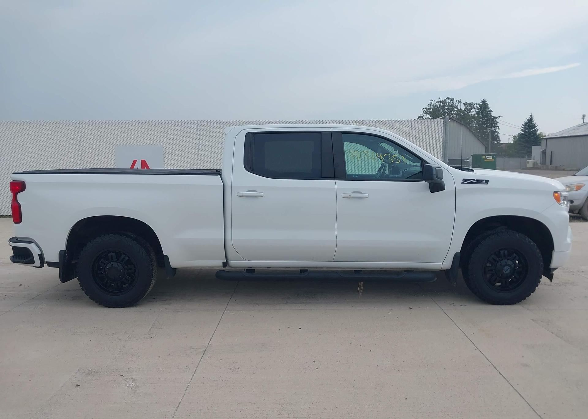 2023 CHEVROLET SILVERADO K1500 RST