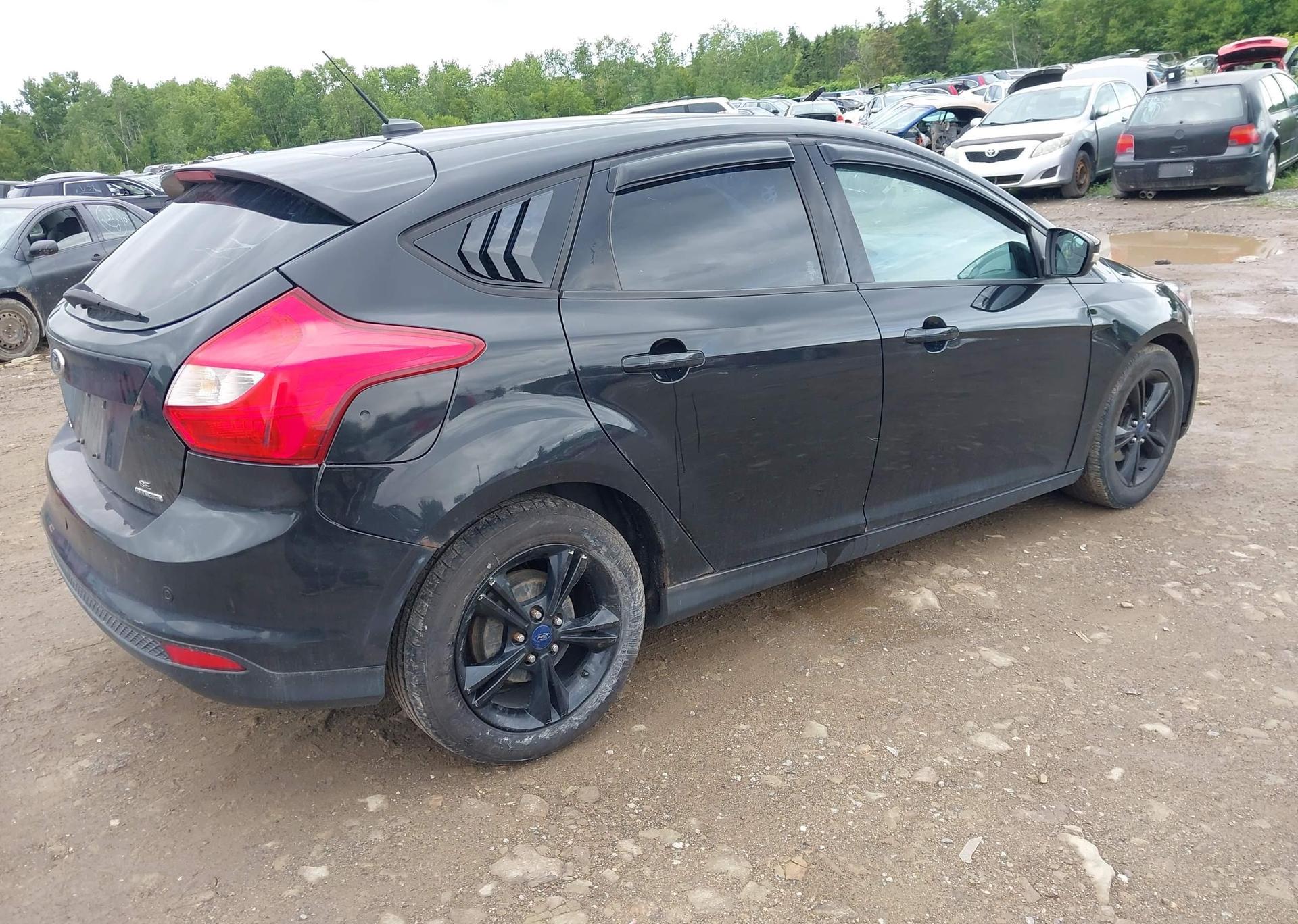 2013 FORD FOCUS SE